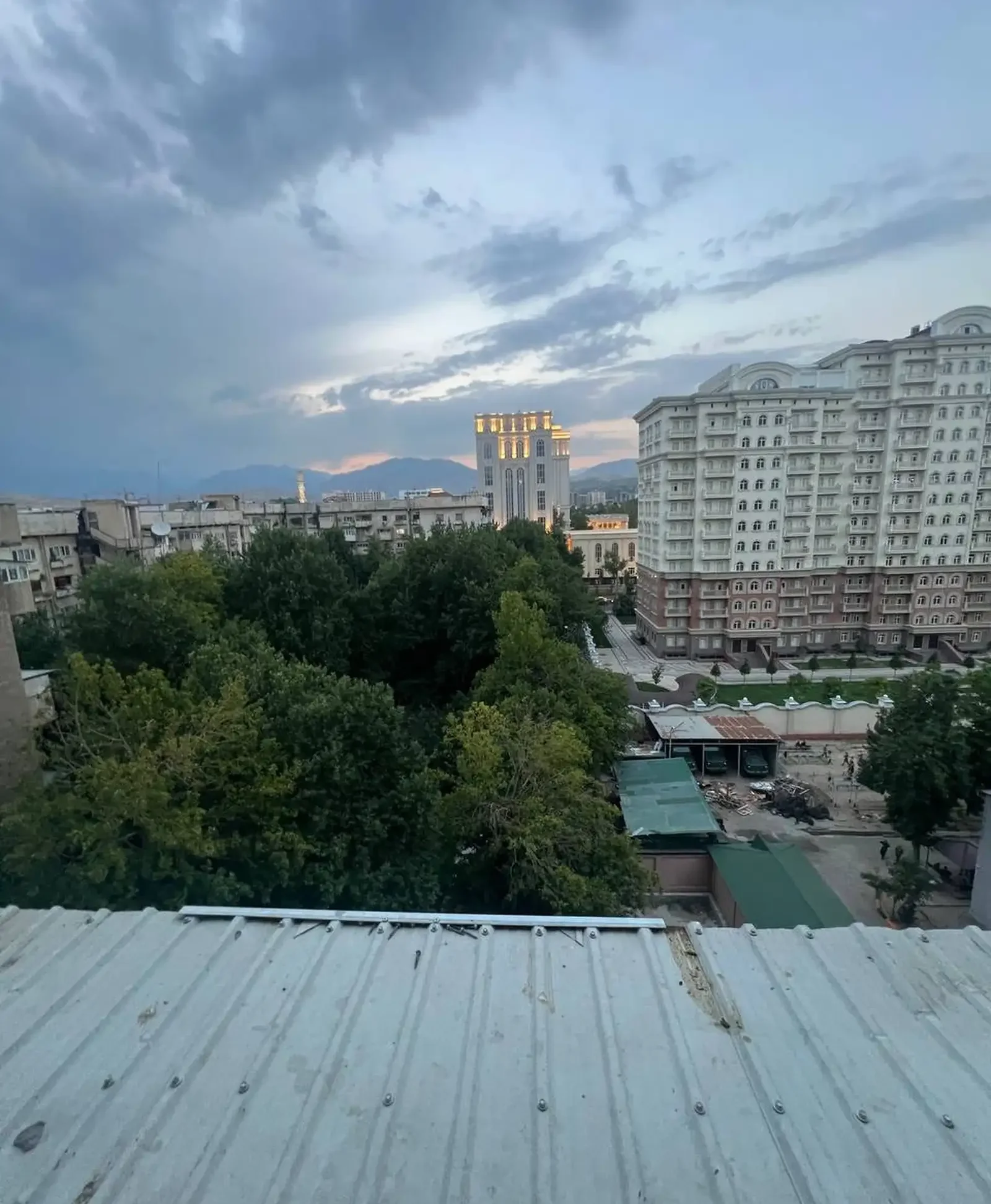 3-комн. квартира, 8 этаж, 134 м², Исмоили Сомони ру ба руи ЦУМ