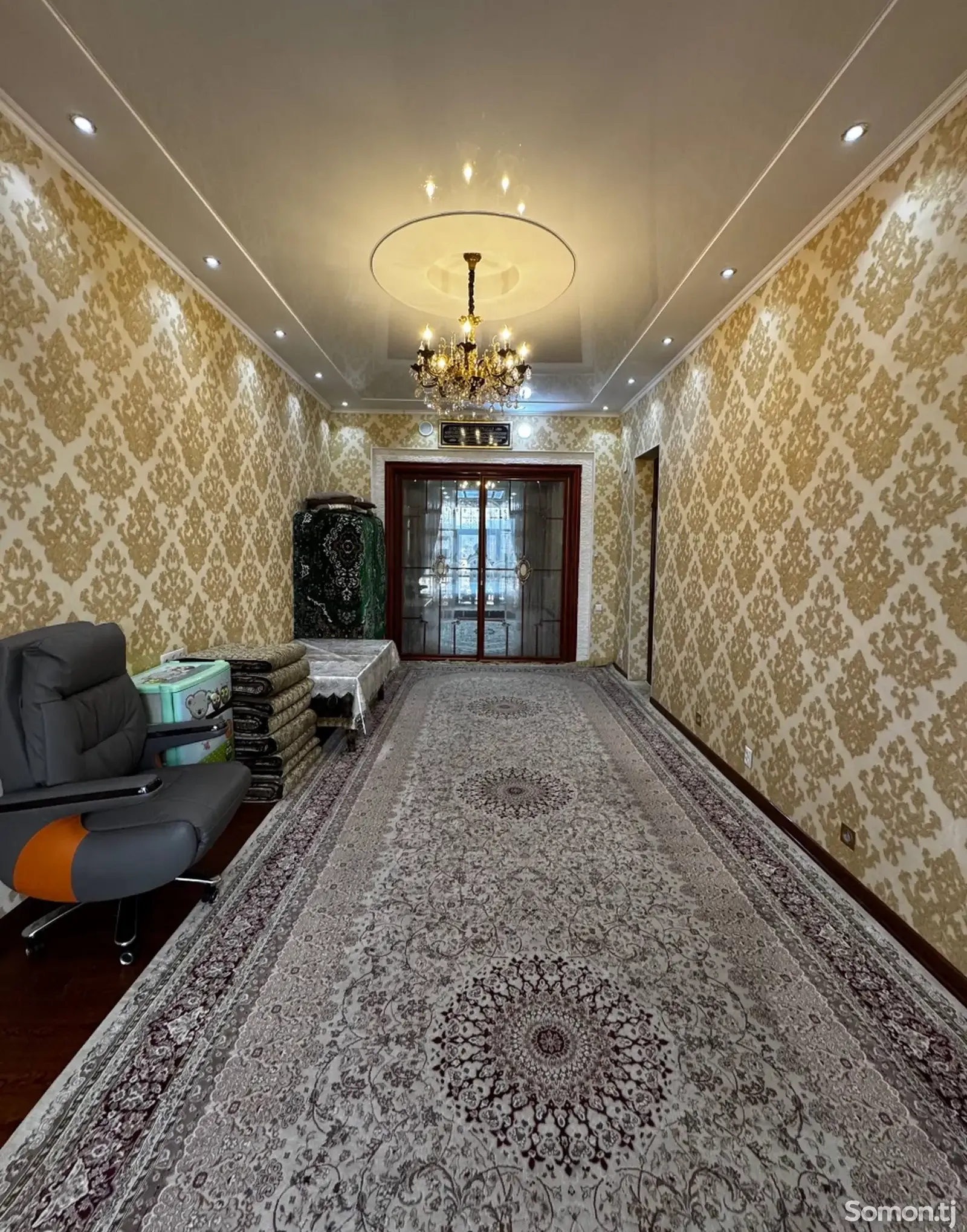 3-комн. квартира, 13 этаж, 107 м², И.Сомони дом Паркинг орт Мгу