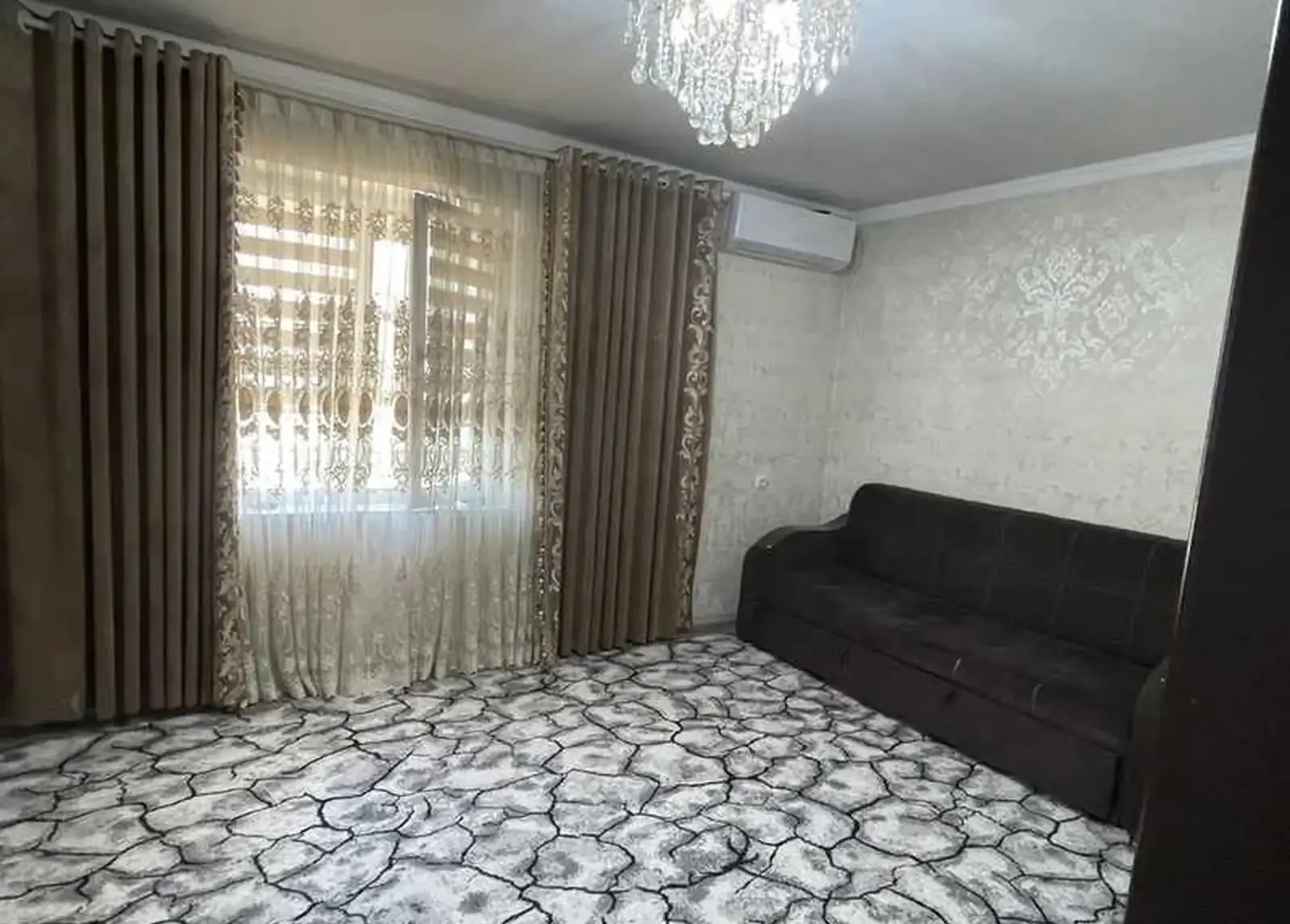 1-комн. квартира, 1 этаж, 50 м², Сино 1