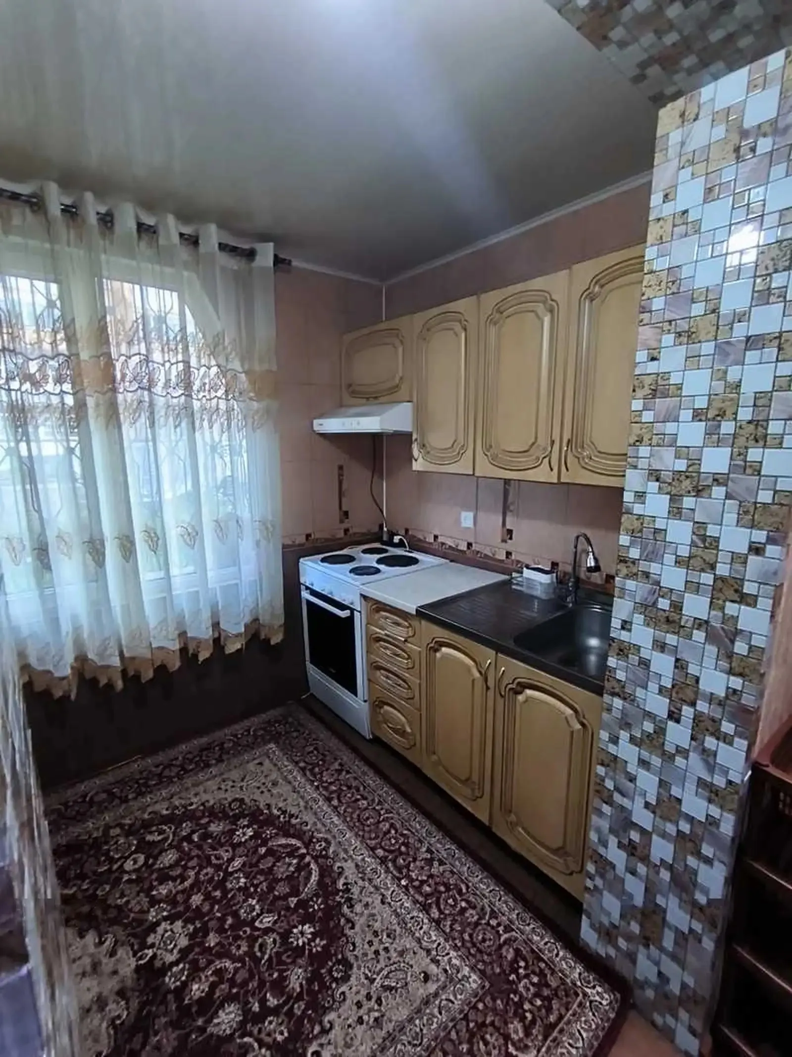 2-к квартира, 1 этаж, 55 м², старый аэропорт