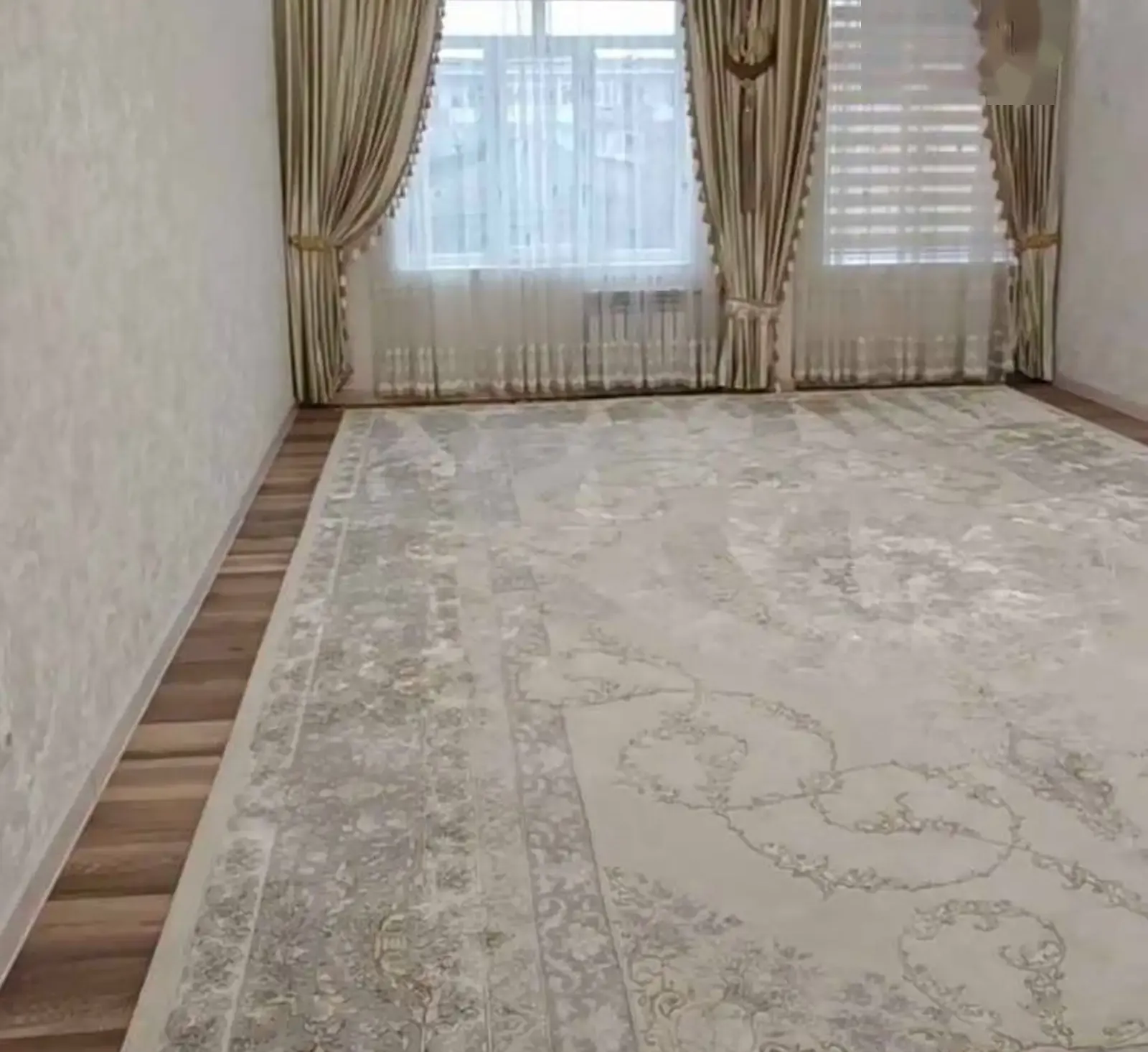 3-комн. квартира, 2 этаж, 100 м², Сино