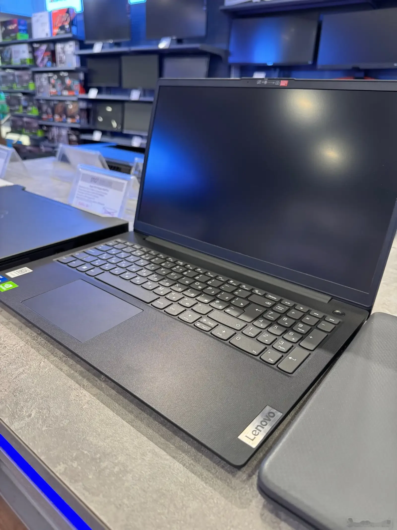 Lenovo Ноутбук Core I5-1135g7/ram