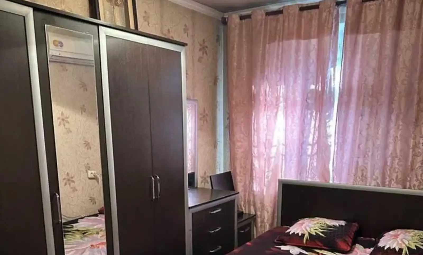 3-комн. квартира, 2 этаж, 68м², Сино