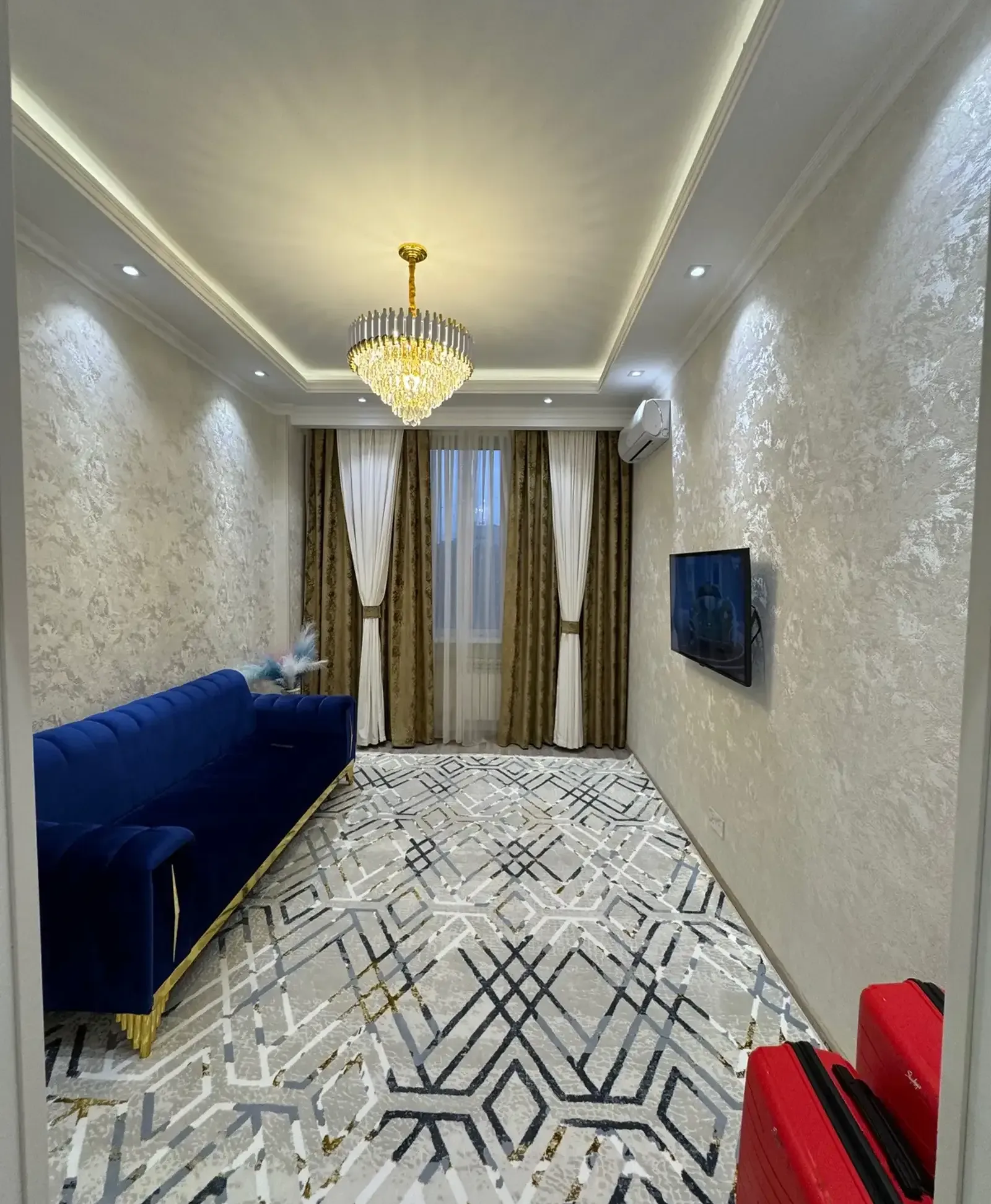 2-комн. квартира, 9 этаж, 60м², Овир/Гранд Отель