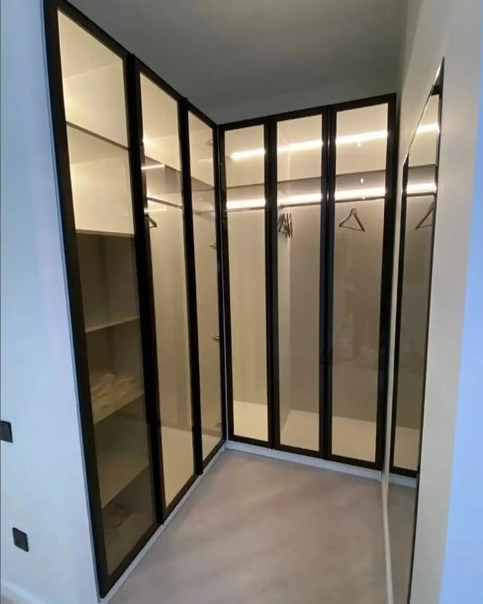 3-комн. квартира, 15 этаж, 66м², Сино