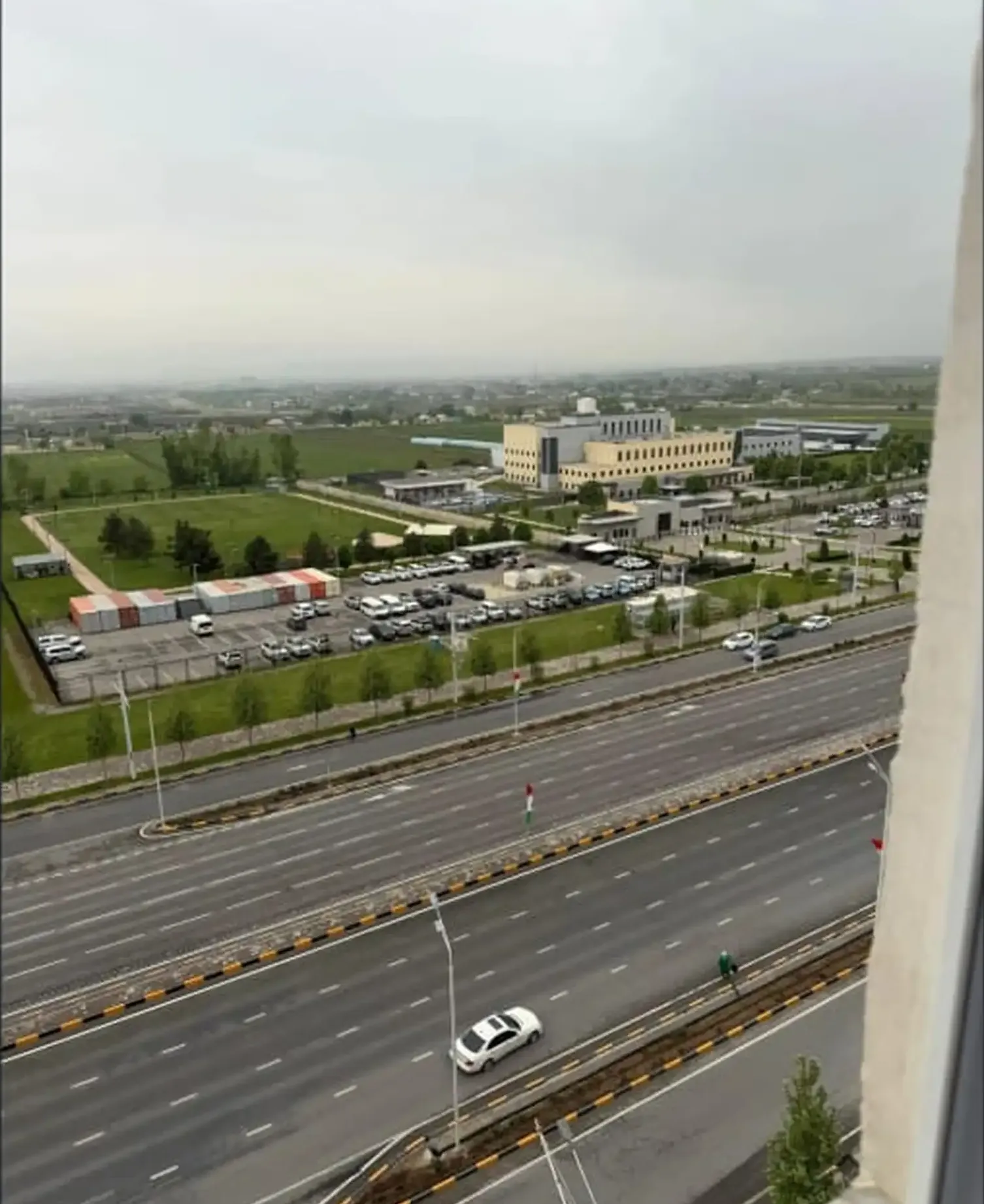 3-комн. квартира, 8 этаж, 93м², Сино