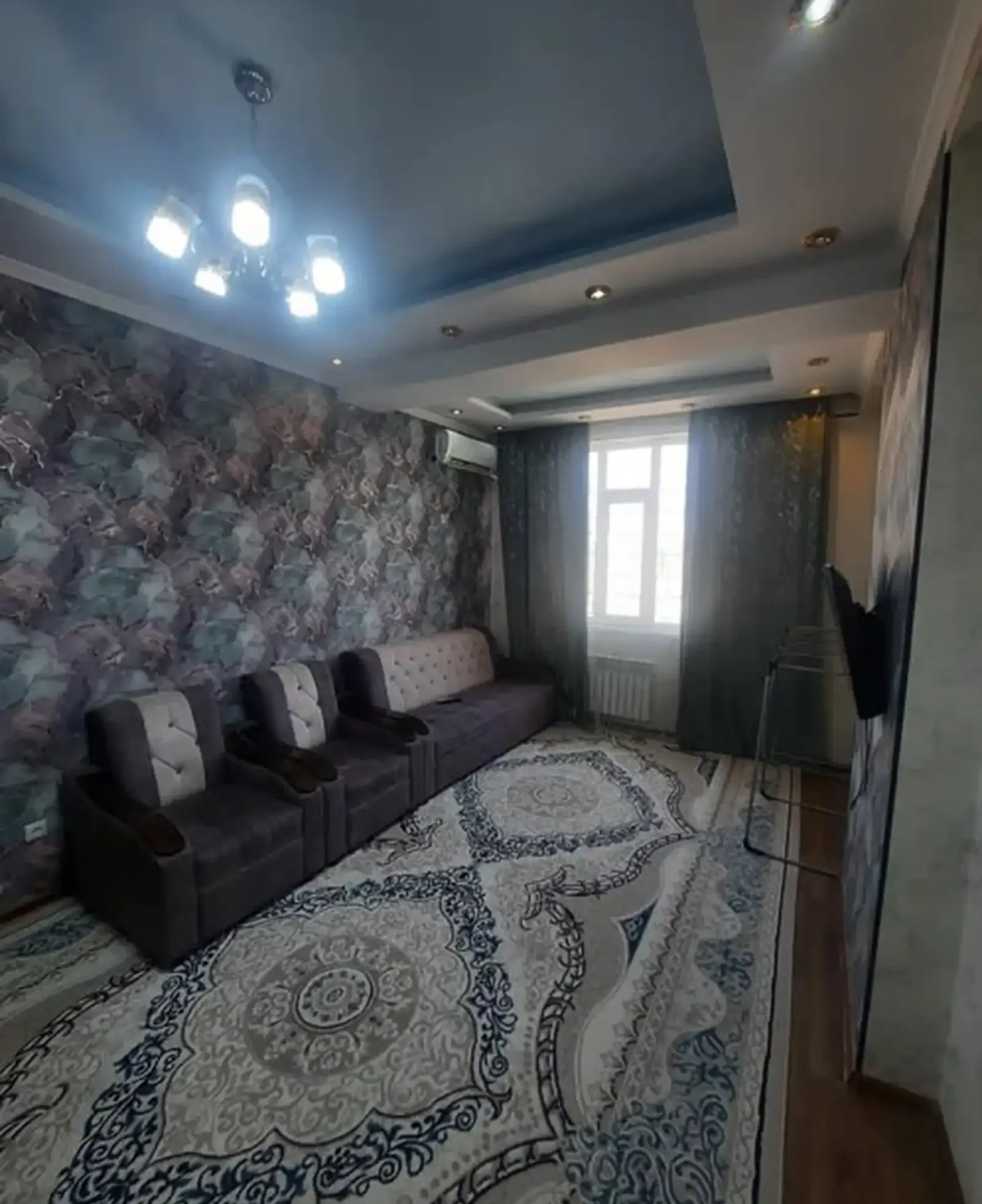 3-комн. квартира, 12 этаж, 69м², Шохмансур