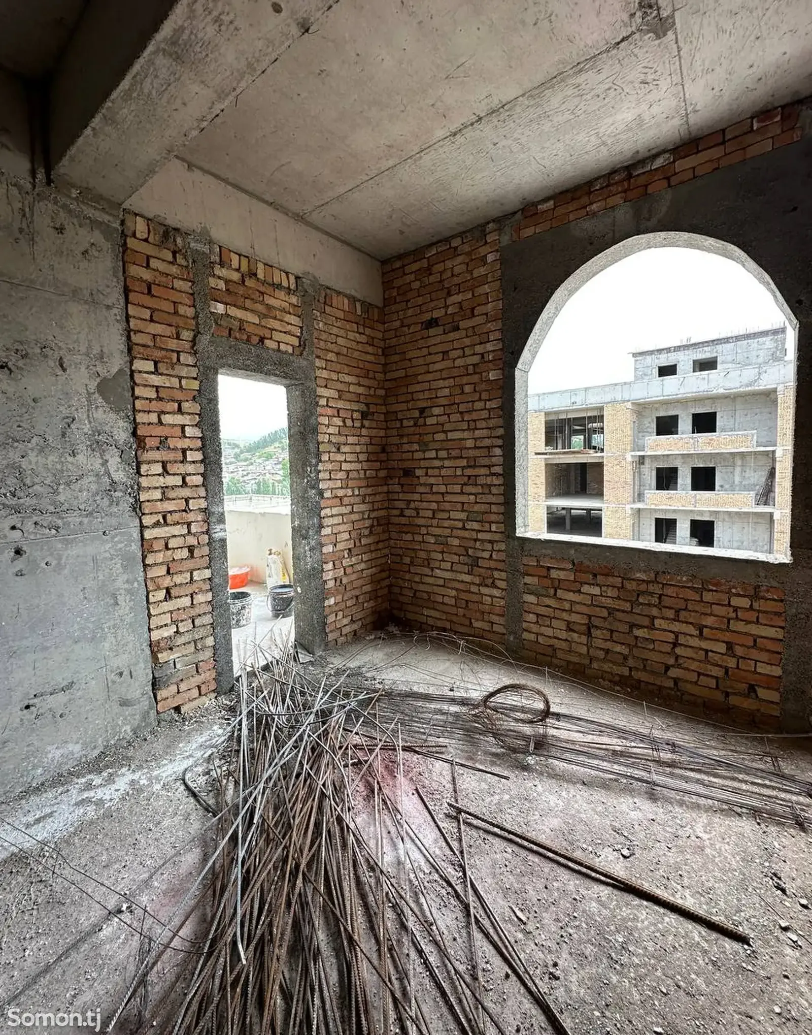 3-комн. квартира, 8 этаж, 156 м², И.Сомони