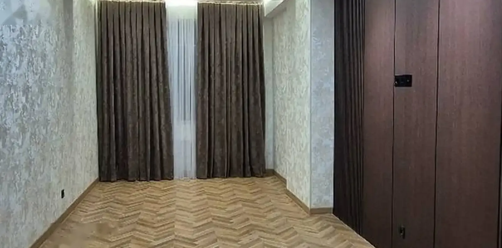 3-комн. квартира, 16 этаж, 85 м², Фирдавси