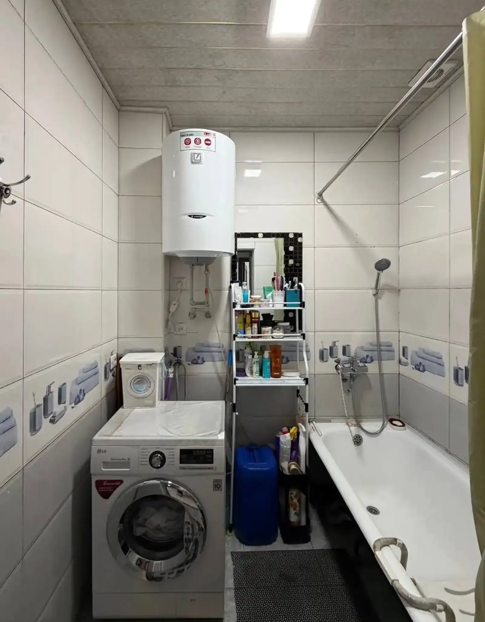2-комн. квартира, 5 этаж, 63 м², Шохмансур, Садбарг