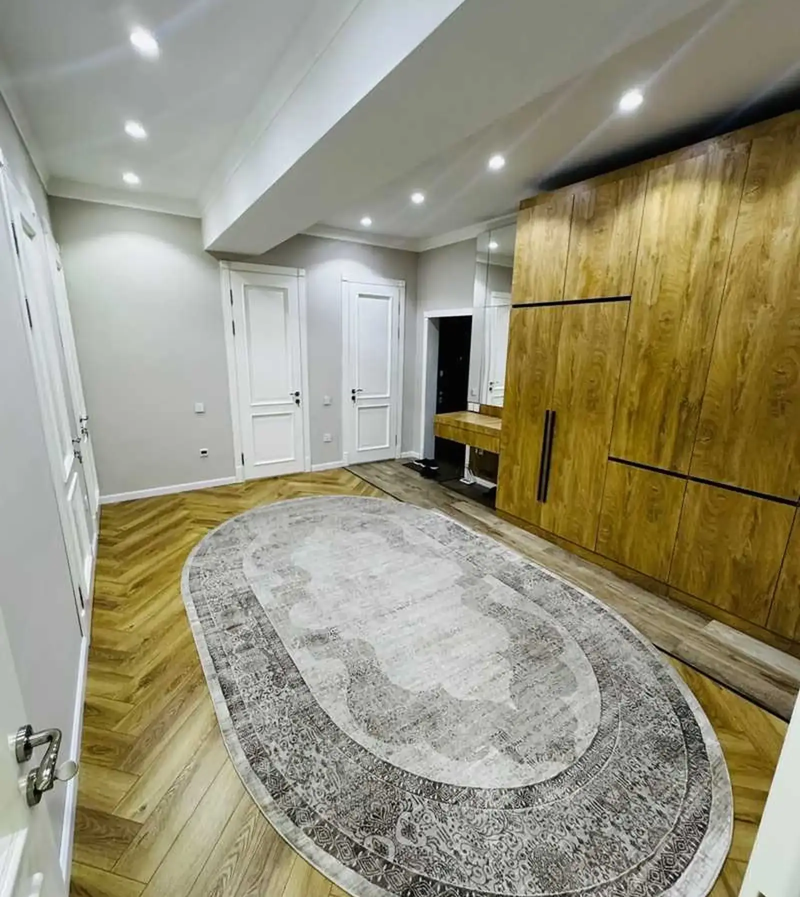 2-комн. квартира, 5 этаж, 102м², район Шоҳмансур