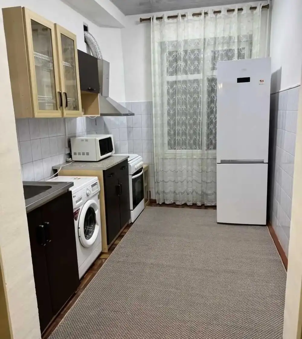 2-комн. квартира, 2 этаж, 60м², И Сомони