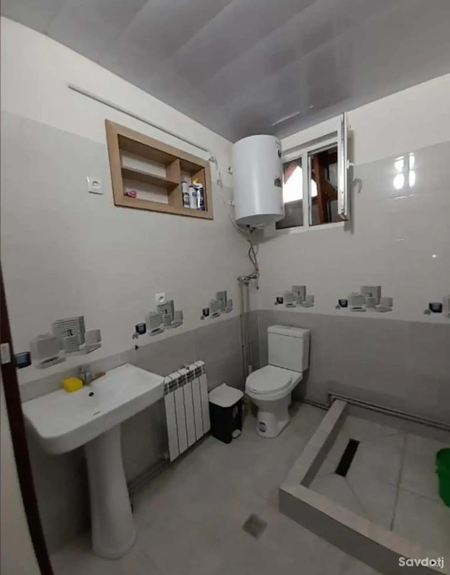 3-комн. квартира, 2 этаж, 110м², Фирдавси