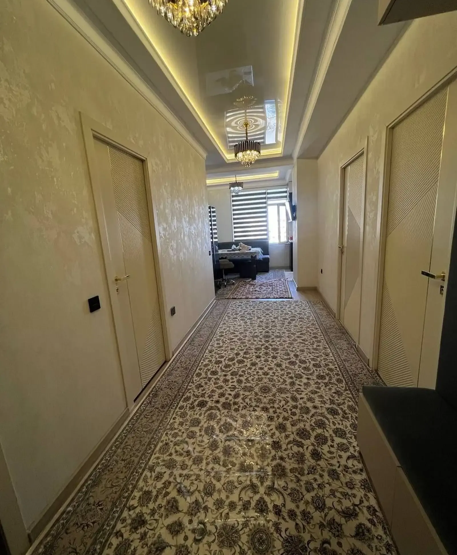 2-комн. квартира, 11 этаж, 77 м²,  65 мкр