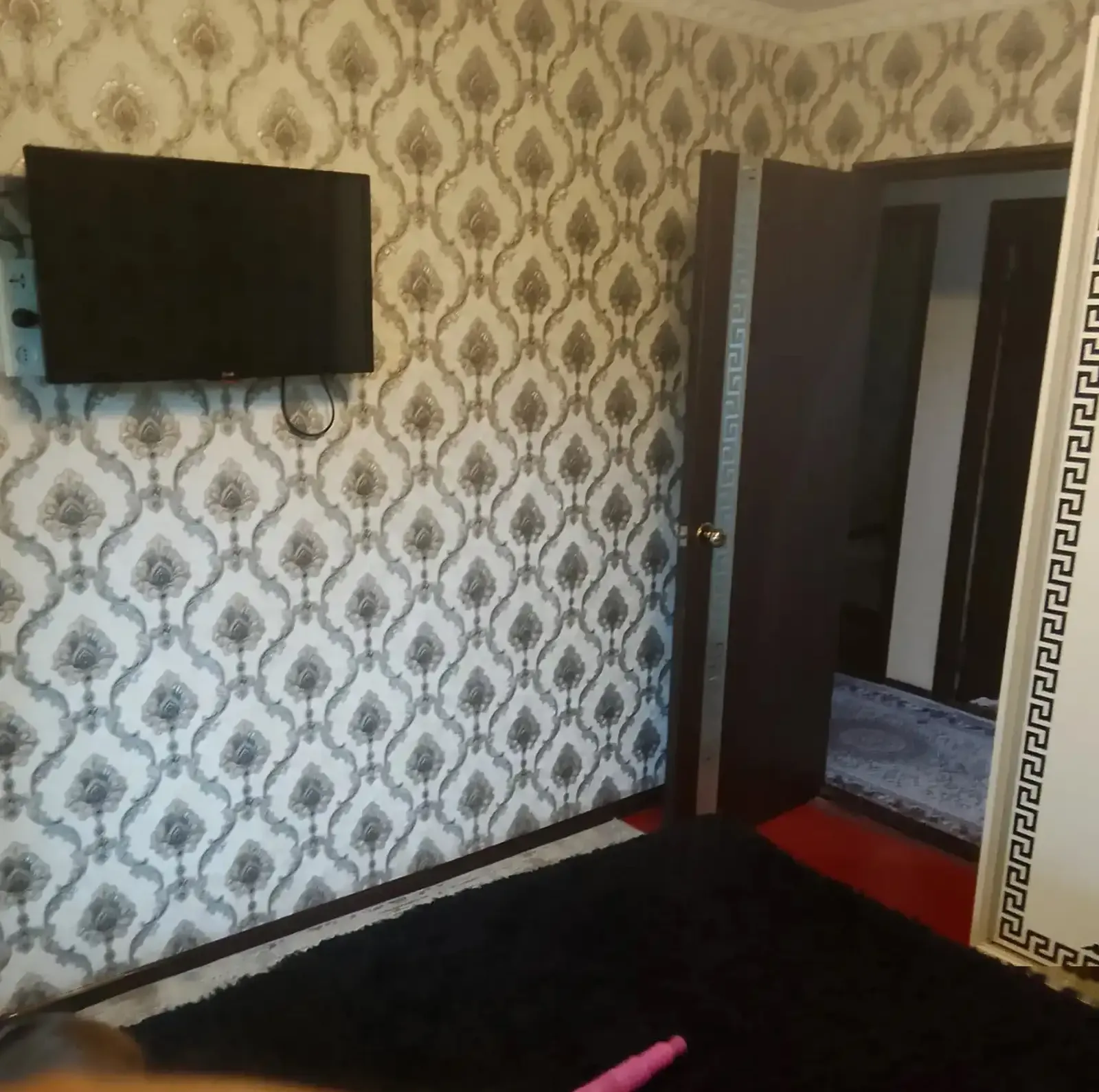 5-комн. квартира, 3 этаж, 100м², Сино