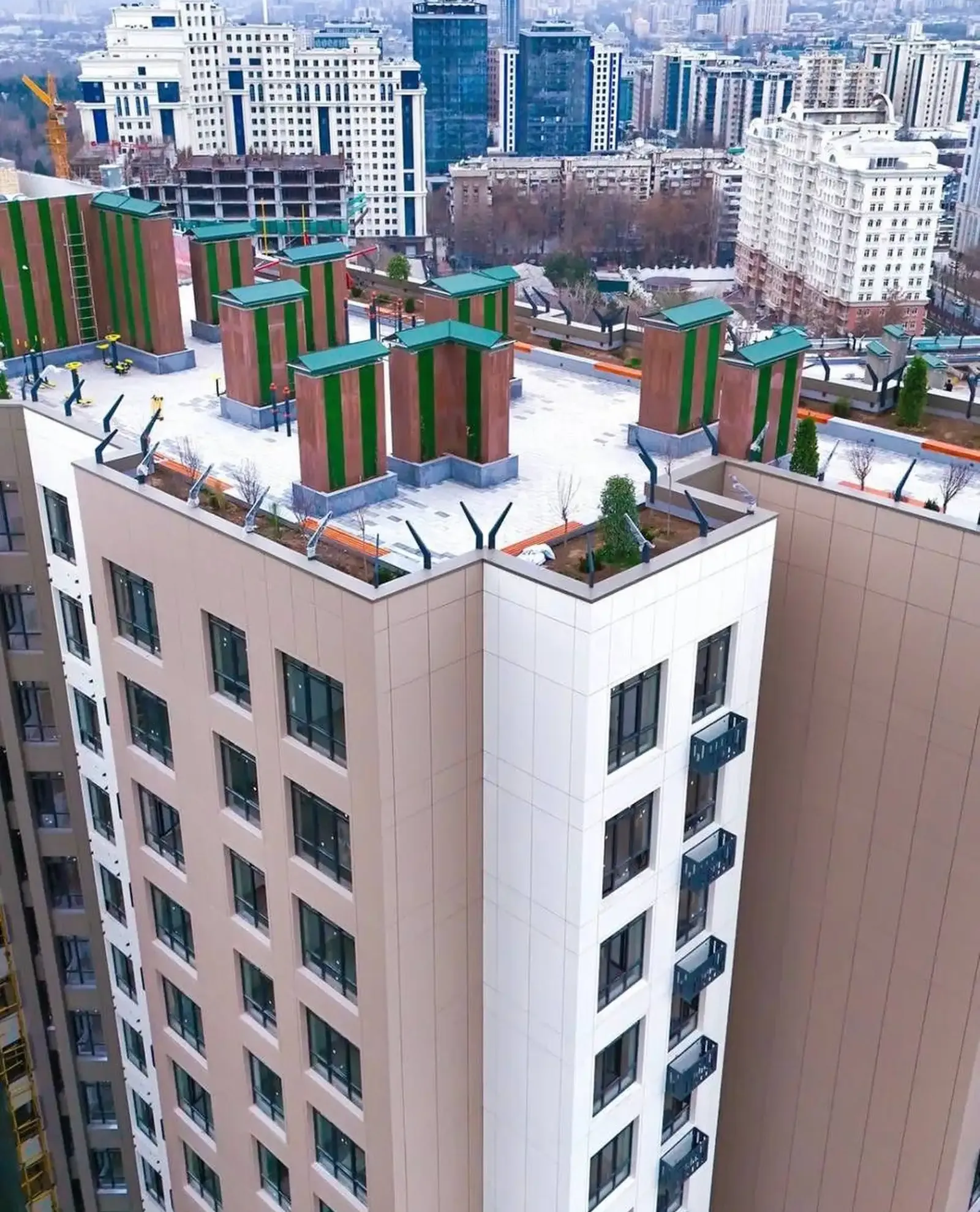 4-комн. квартира, 3 этаж, 136 м², Исмоили сомони