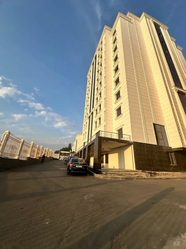 Помещение под свободное назначение, 140м², Сзади гостиницы Сафо, Спуск пединститута, Центр