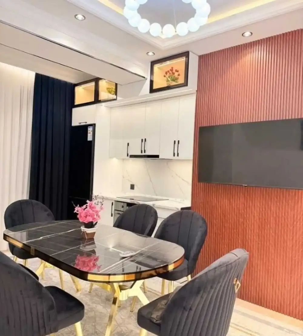 3-комн. квартира, 7 этаж, 120 м², сино