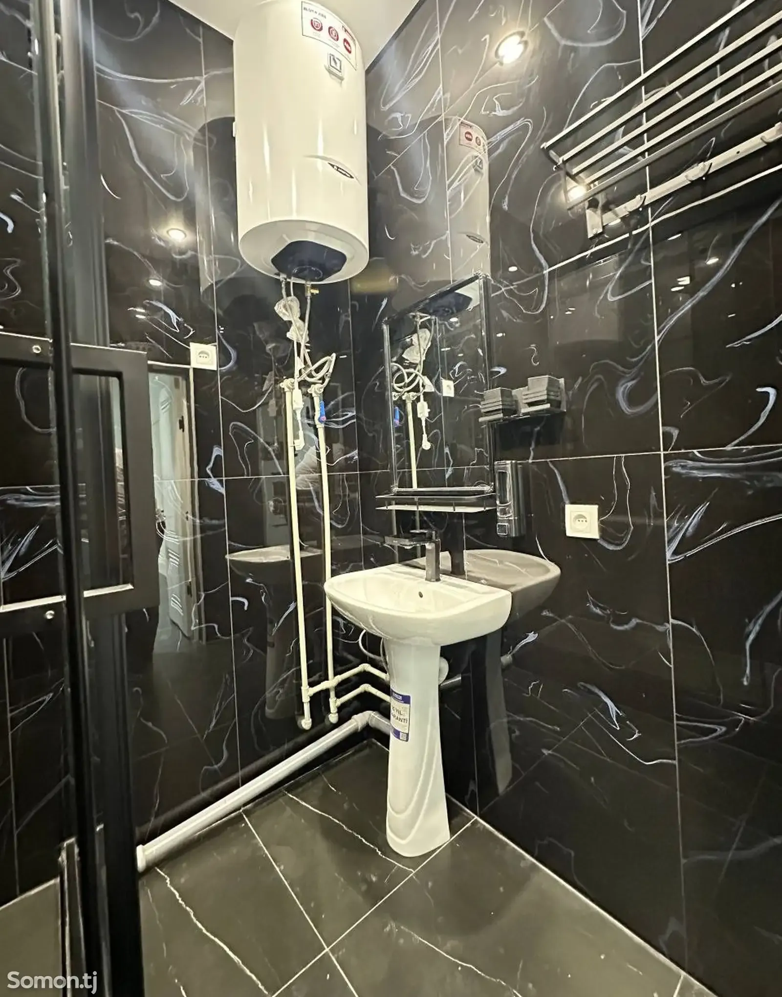 2-комн. квартира, 6 этаж, 68 м², Сино 102мкр