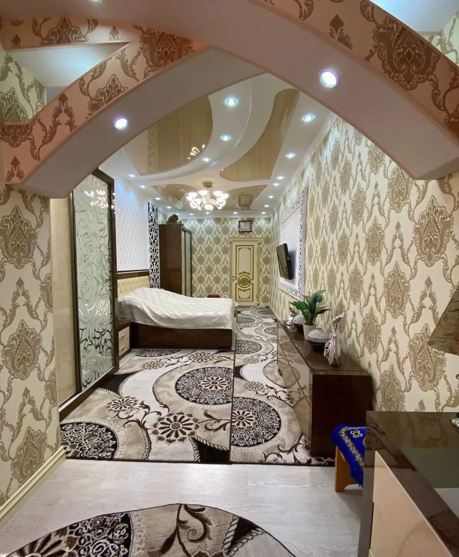 3-комн. квартира, 3 этаж, 130 м², Шохмансур
