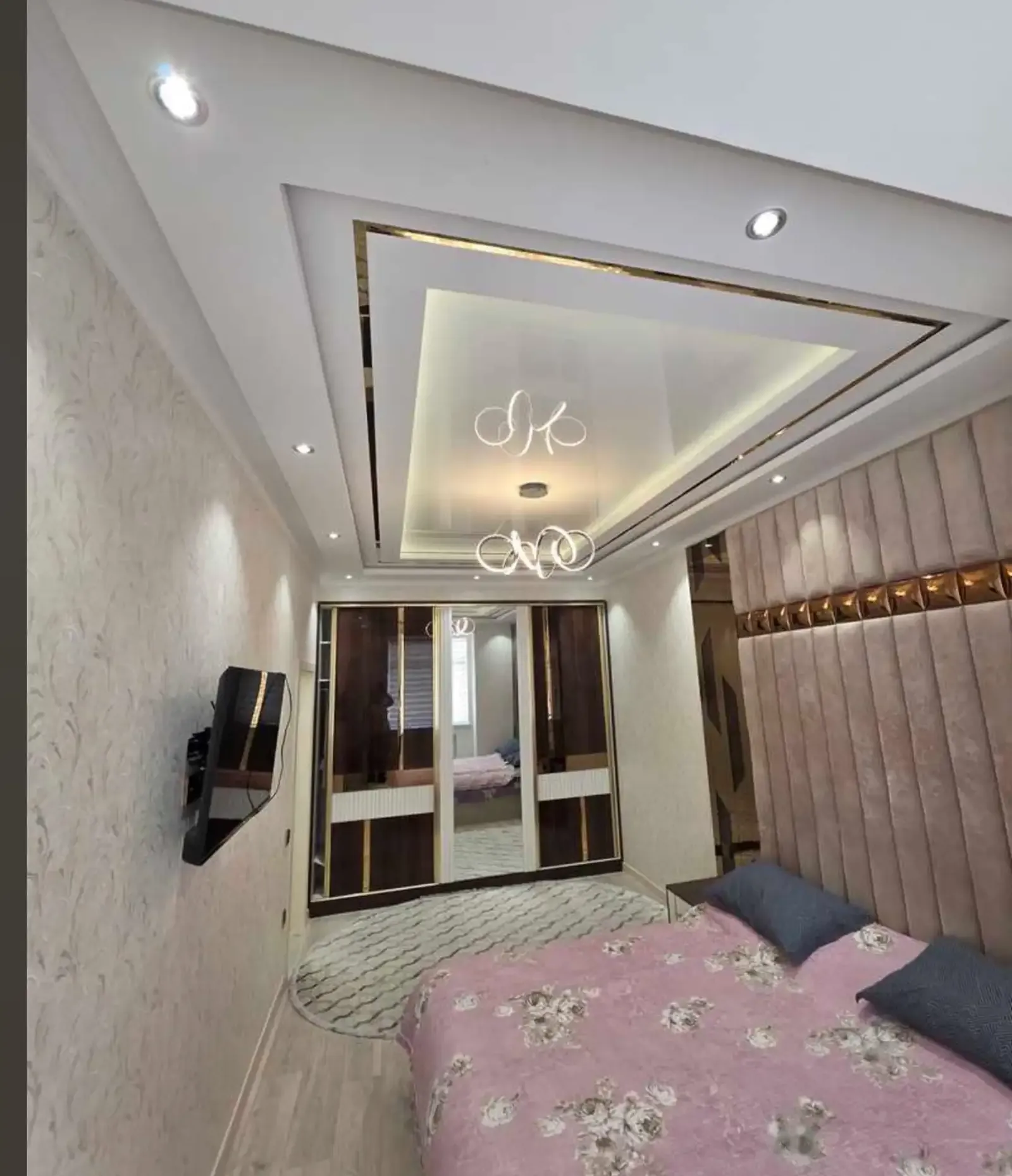 2-комн. квартира, 10 этаж, 90м², сино