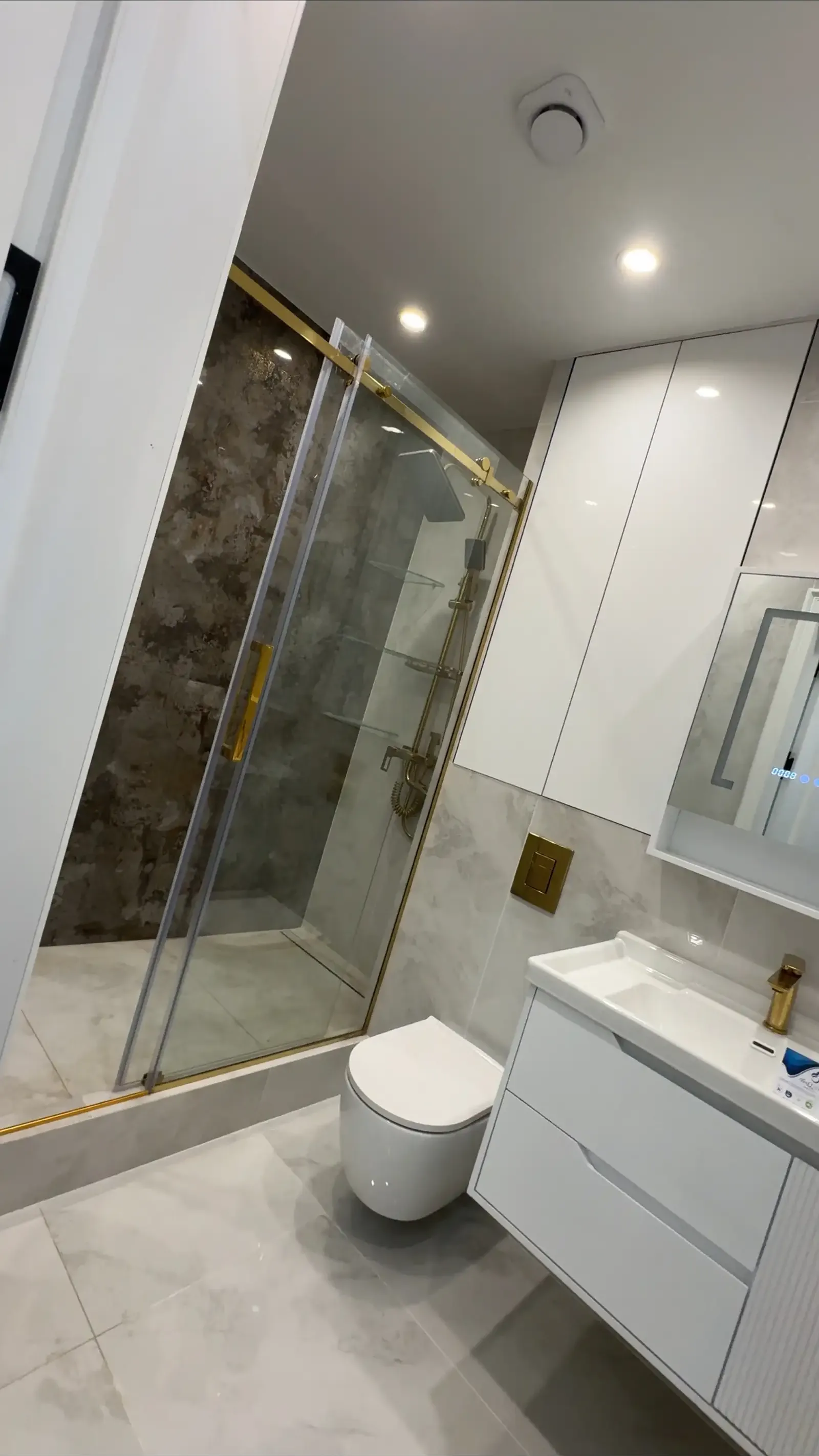 3-к квартира, 9 этаж, 125 м², Фирдавси, Цирк