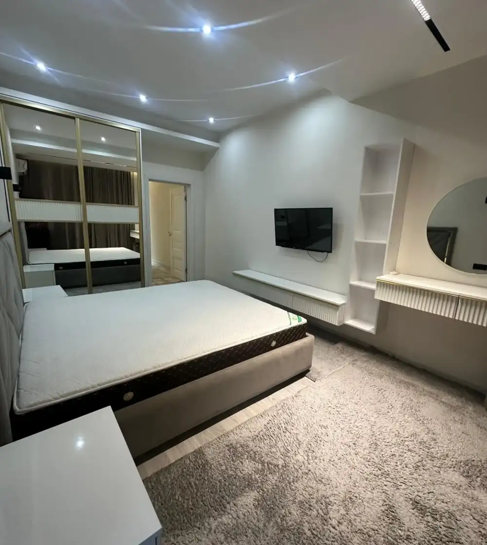 2-комн. квартира, 2 этаж, 75м², Ашан на против Мойки Малика