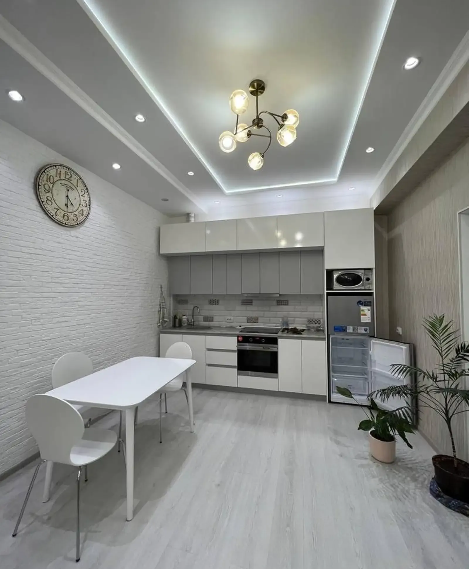 2-комн. квартира, 16 этаж, 90м², Алфемо. Дом печать