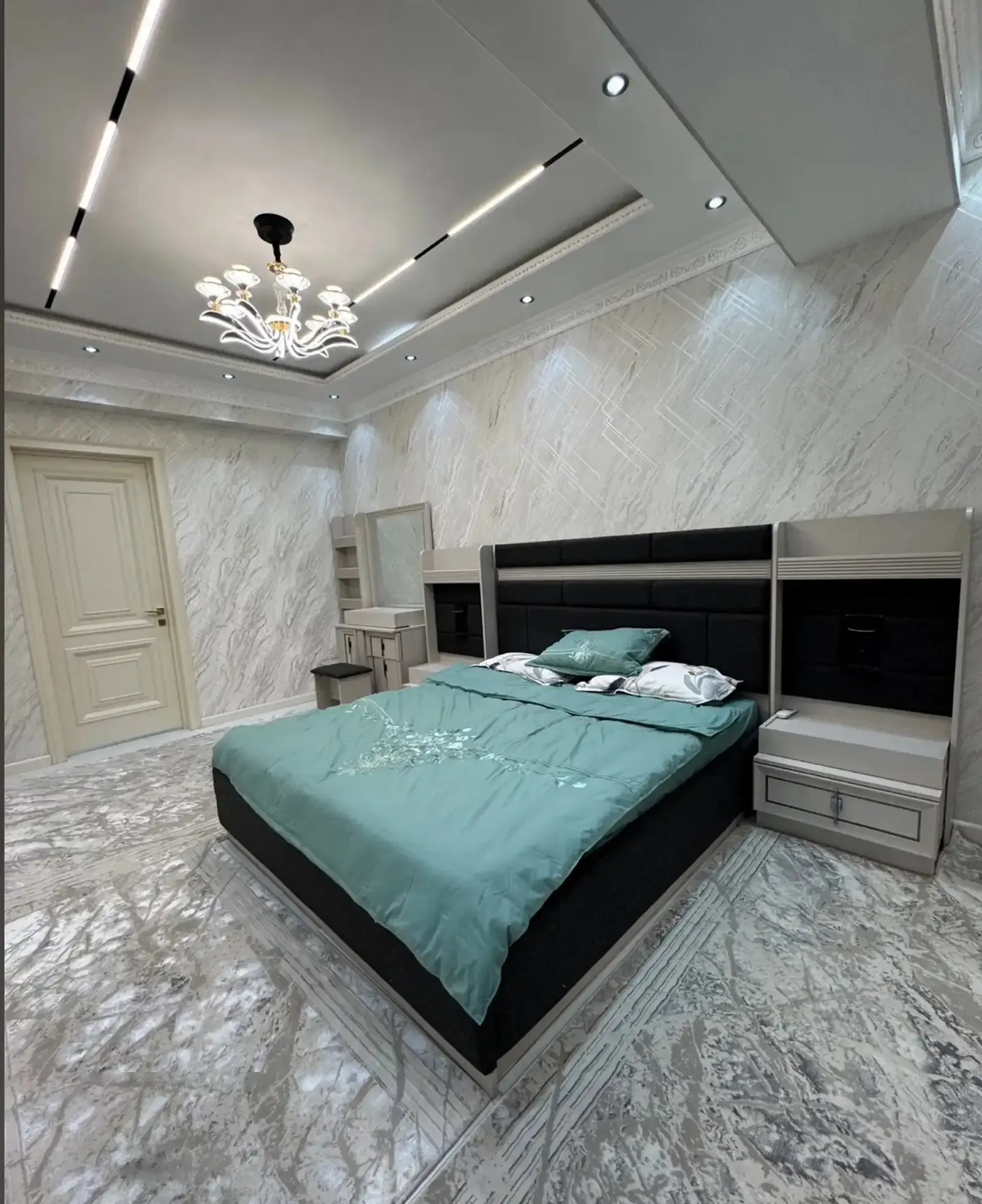 3-комн. квартира, 4 этаж, 128м², сино