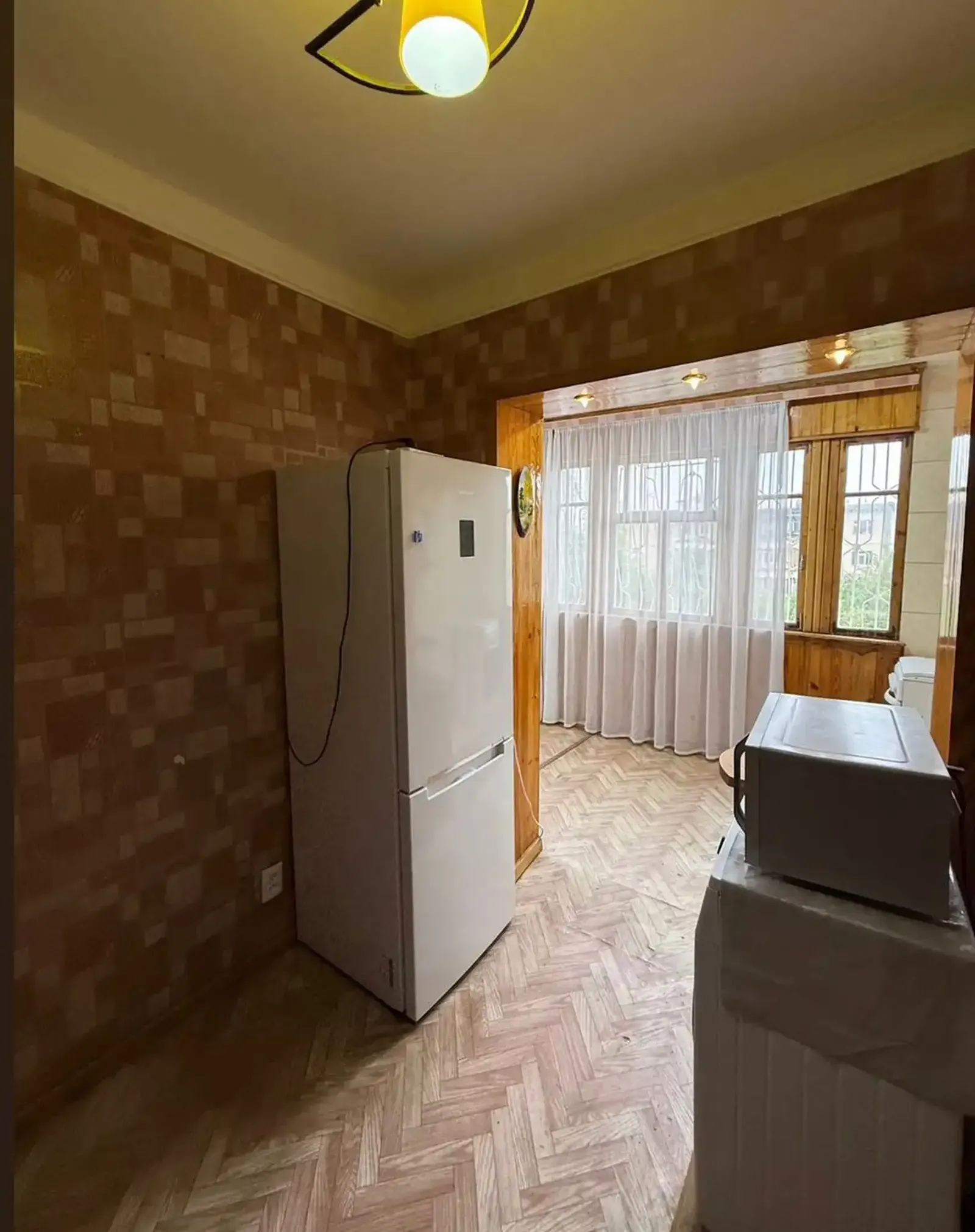 2-комн. квартира, 3 этаж, 65м², Сино