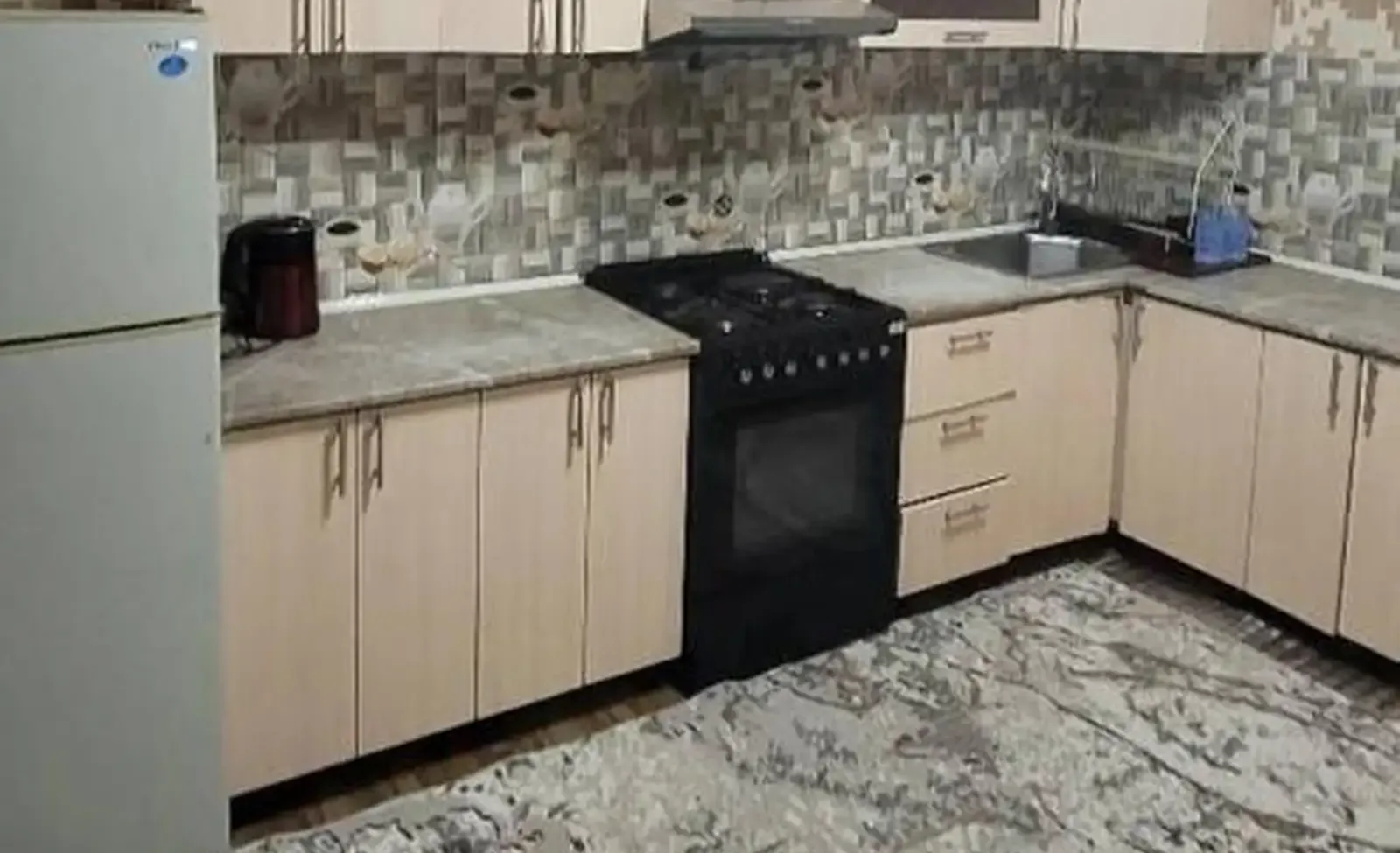 3-комн. квартира, 3 этаж, 108м², Шохмансур 3 база Айни 64