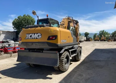 Колесный экскаватор XCMG XE150WD 0.7куб