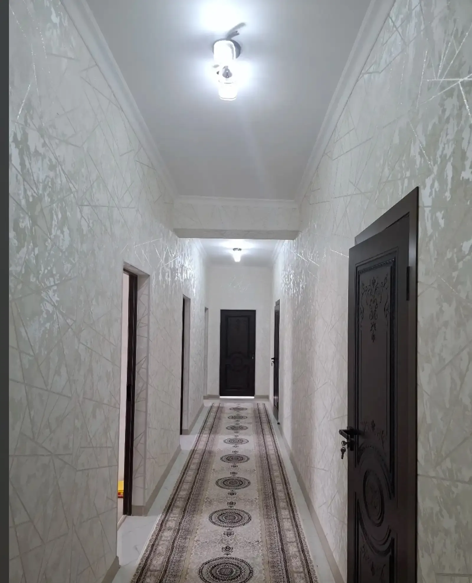 3-комн. квартира, 16 этаж, 107м², Шохмансур