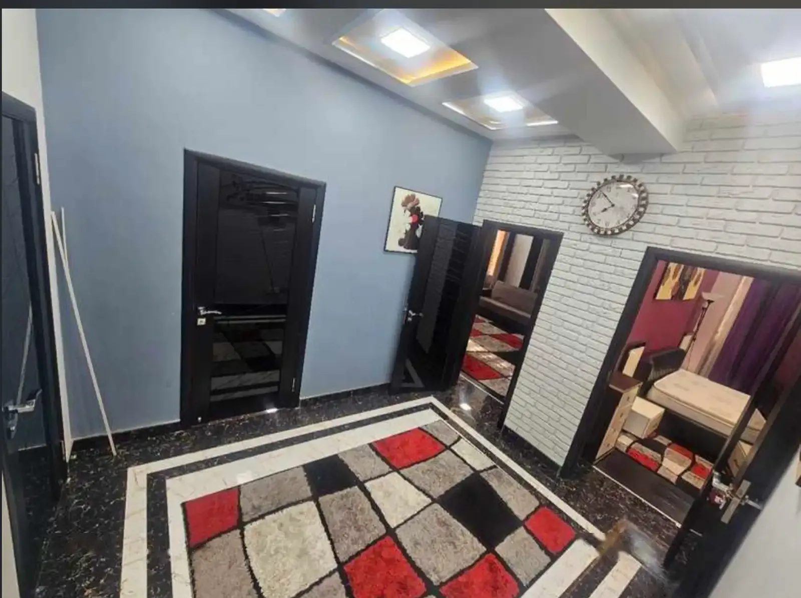 3-комн. квартира, 3 этаж, 100м², сино