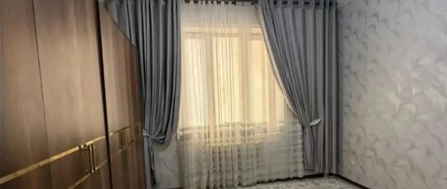 2-комн. квартира, 5 этаж, 82 м², шохмансур