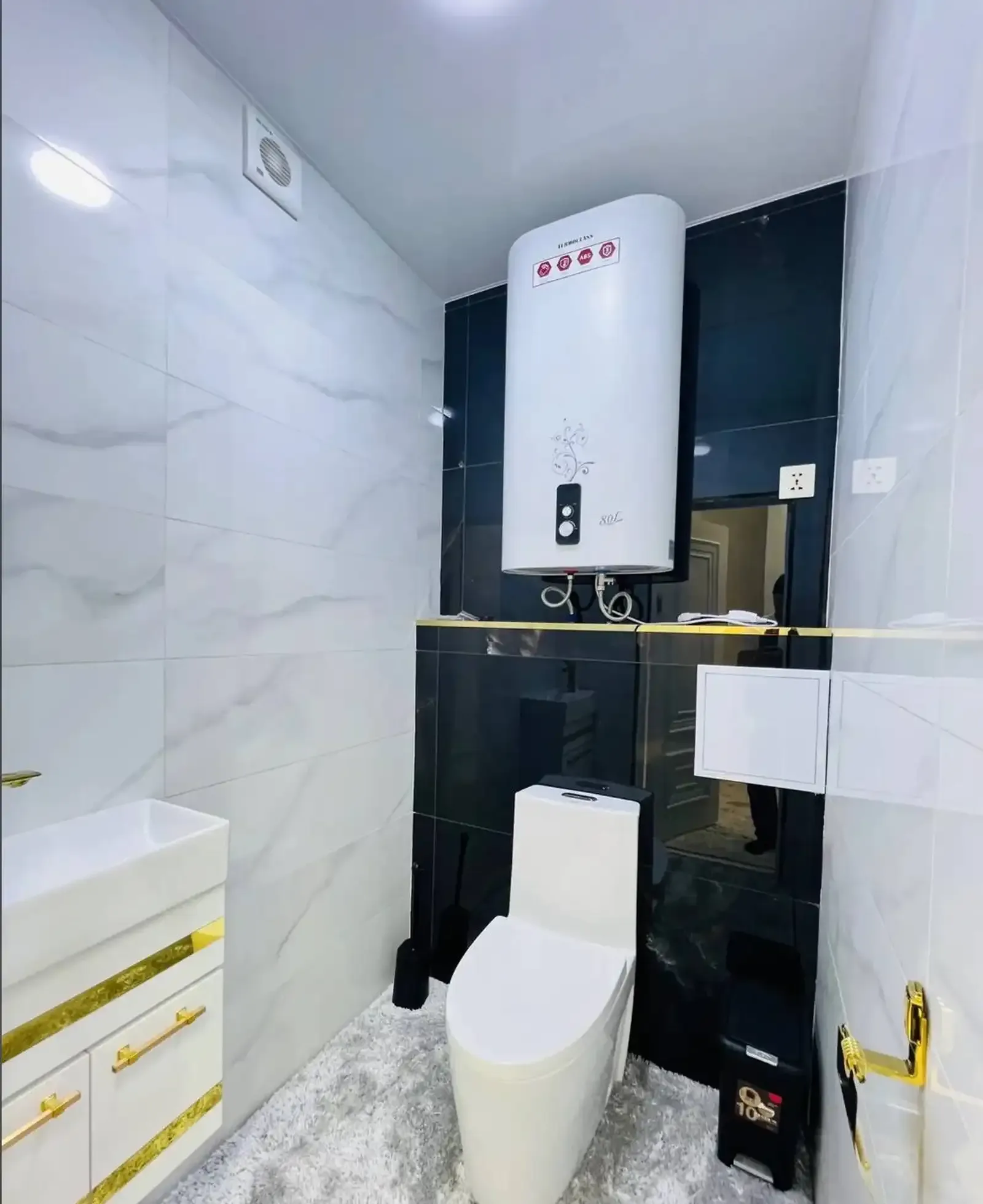 2-комн. квартира, 10 этаж, 70 м², Шохмансур