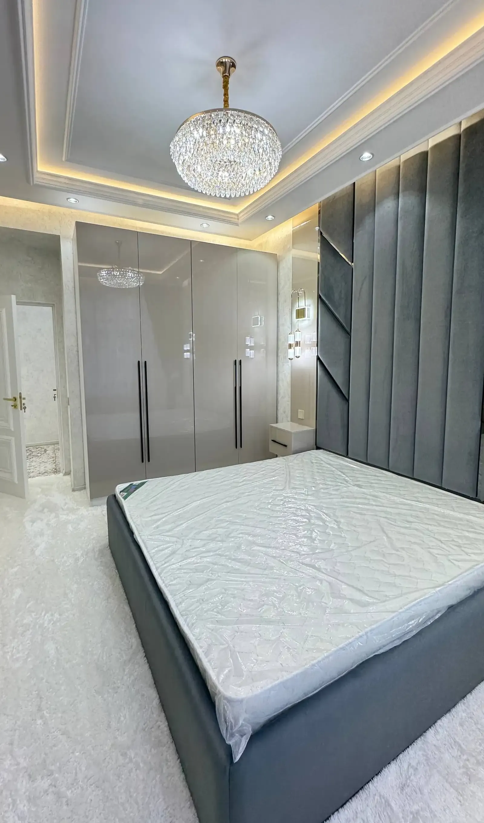 3-комн. квартира, 9 этаж, 83 м², Шохмансур Чордома