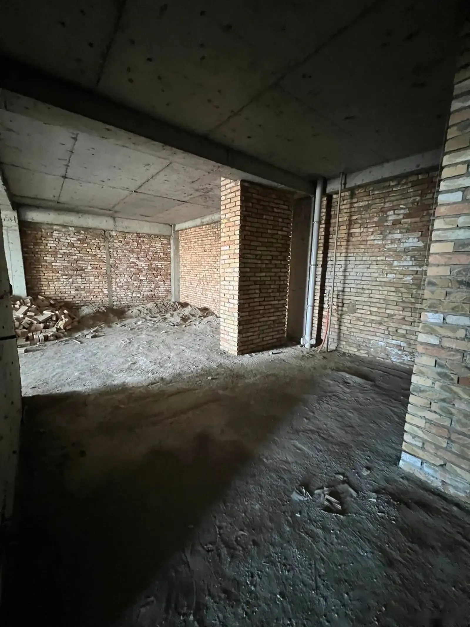 3-комн. квартира, 17 этаж, 151 м², И. Сомони