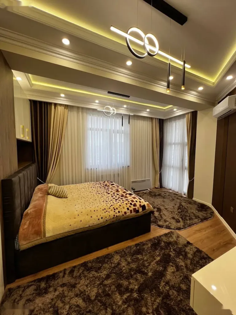 3-комн. квартира, 4 этаж, 93 м², фирдавси