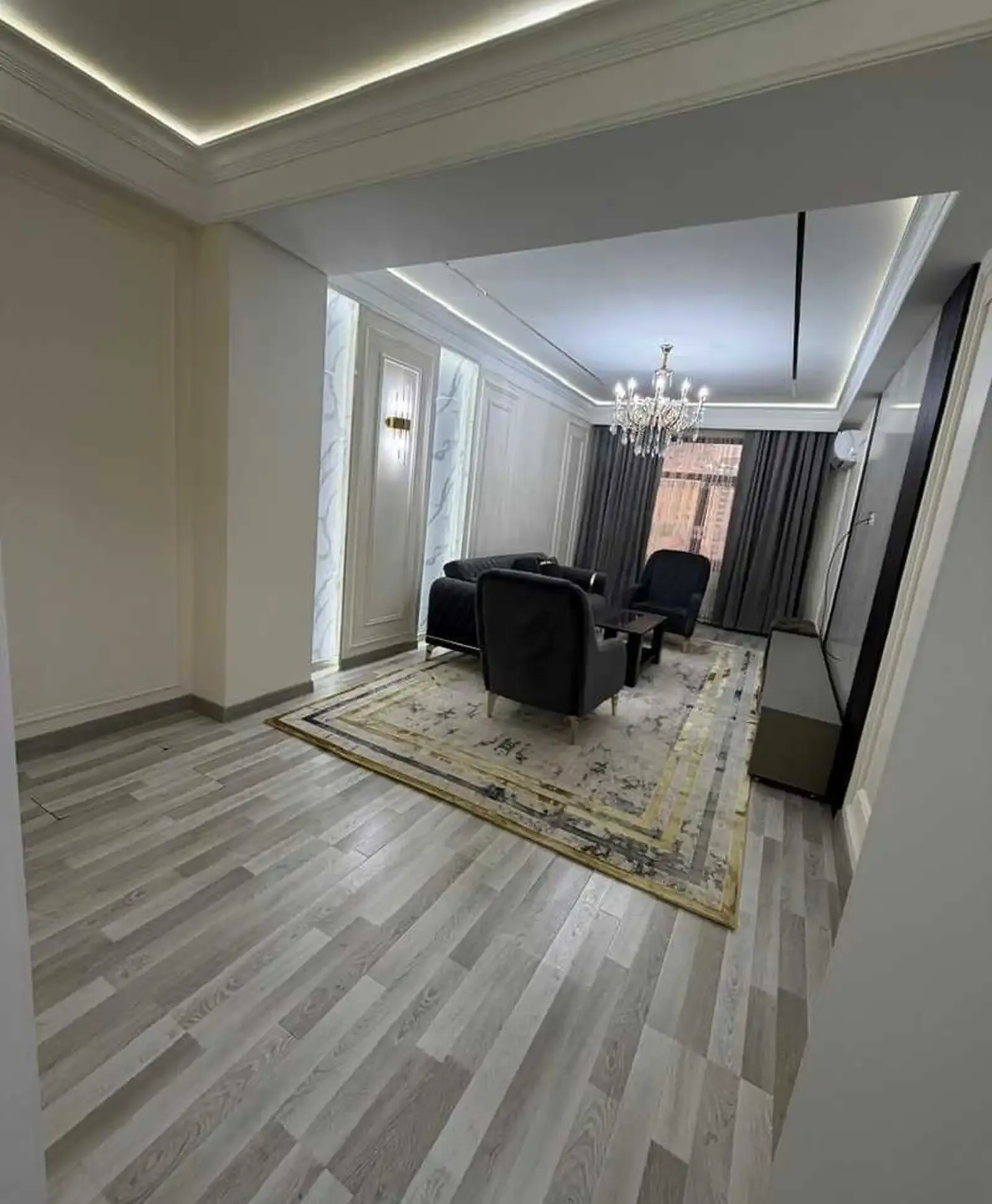 3-комн. квартира, 8 этаж, 101м², Дом Печать
