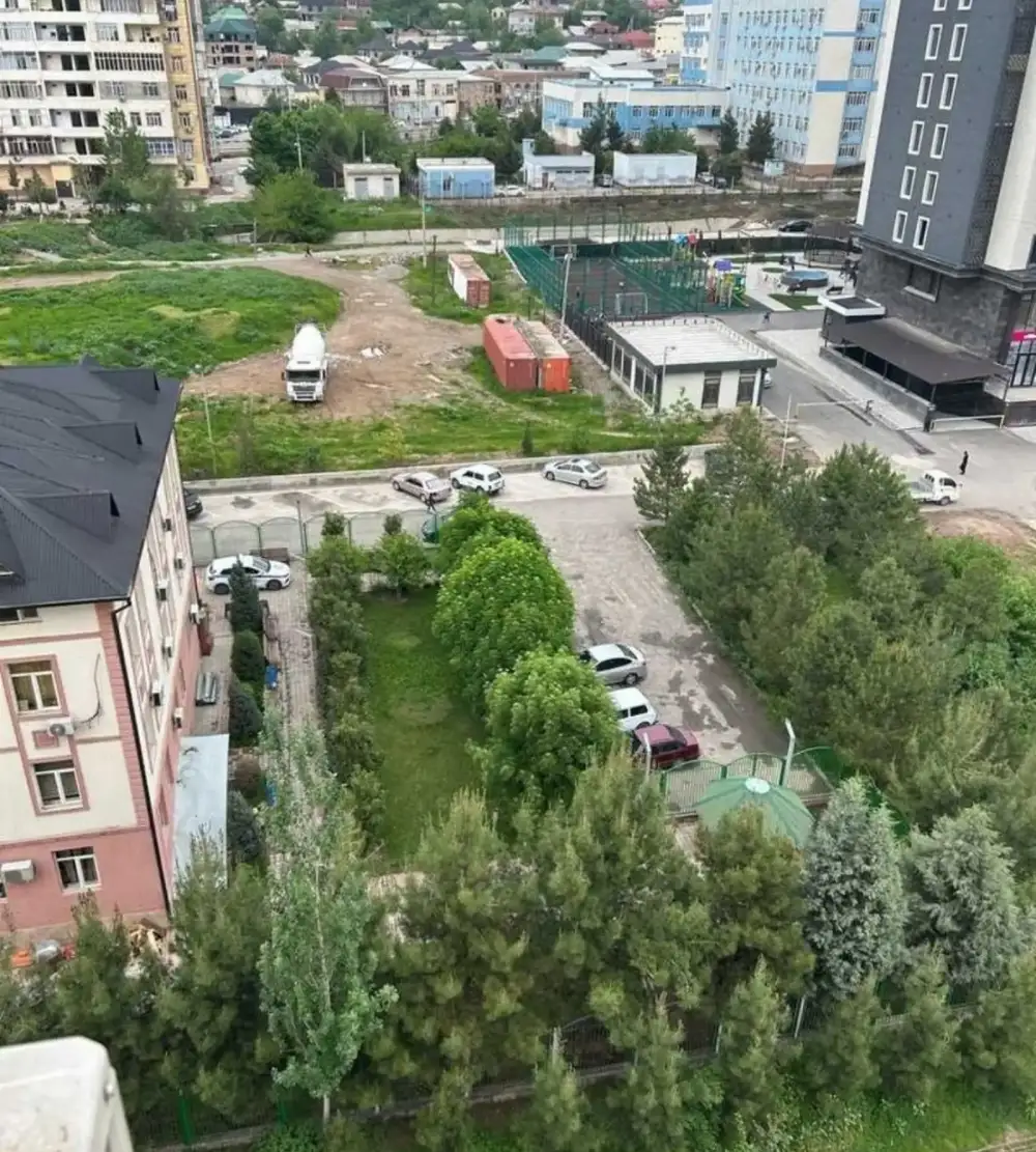 2-комн. квартира, 8 этаж, 80 м², сино