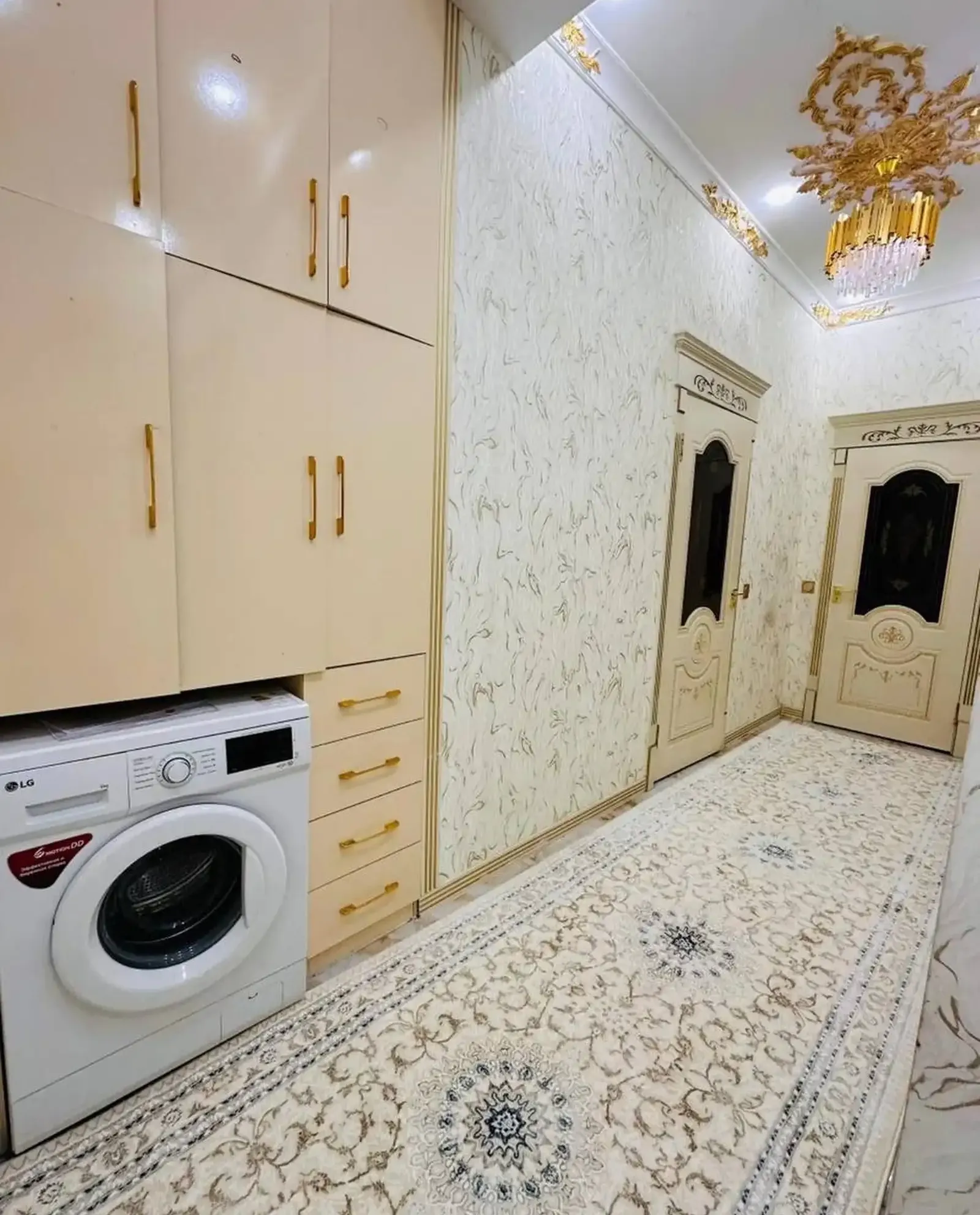 2-комн. квартира, 2 этаж, 66 м², Сино