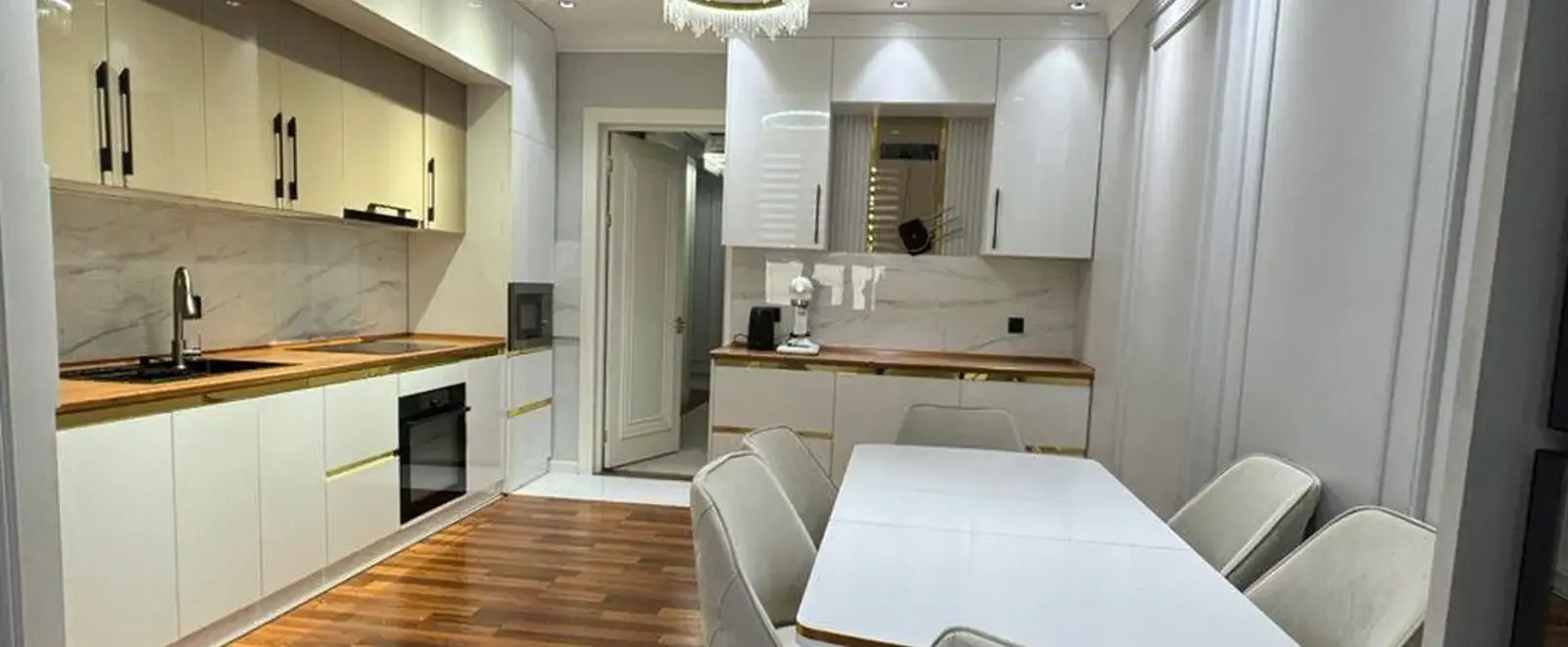 3-комн. квартира, 10 этаж, 148 м², Шохмансур