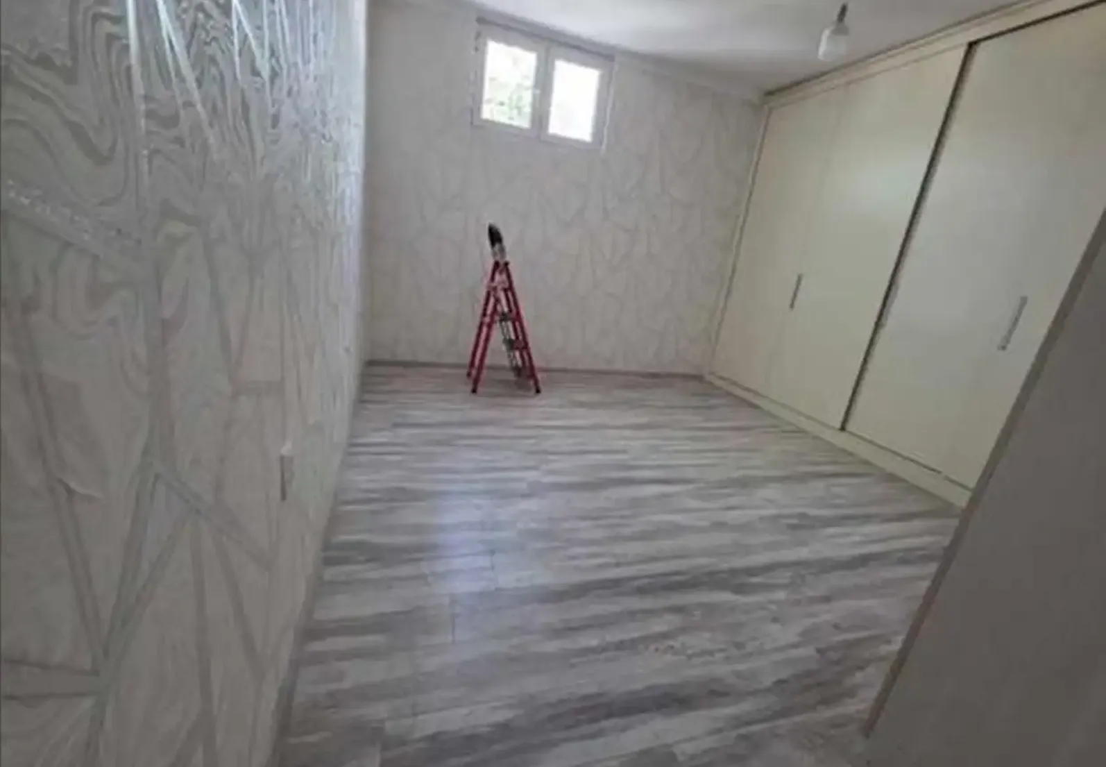 3-комн. квартира, Цокольный этаж, 66м², Шохмансур
