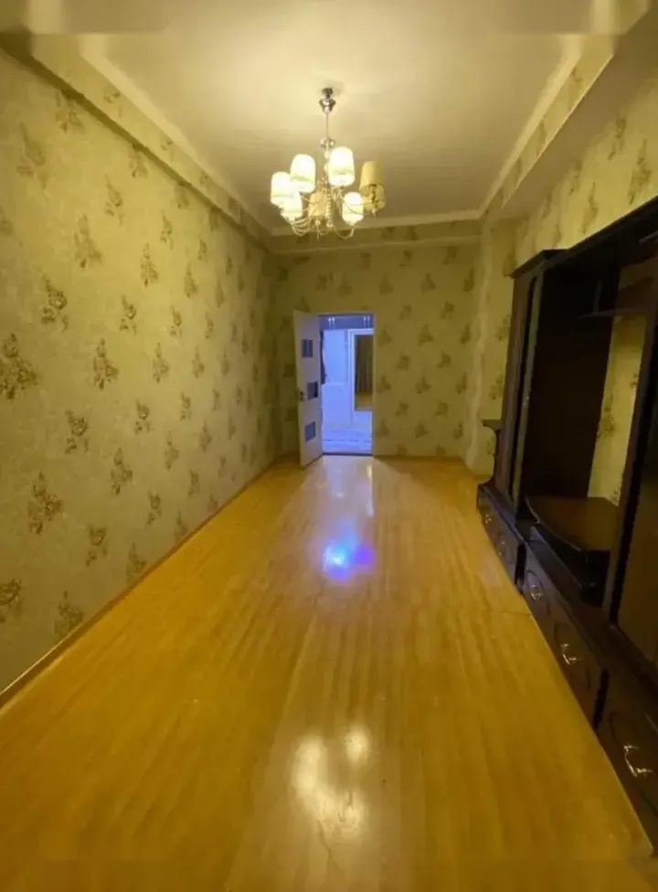 3-комн. квартира, 2 этаж, 100м², Сино