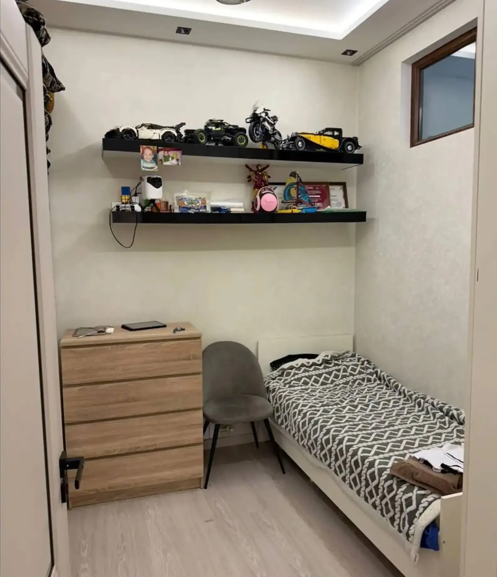3-комн. квартира, 12 этаж, 102 м², Исмоили Сомони