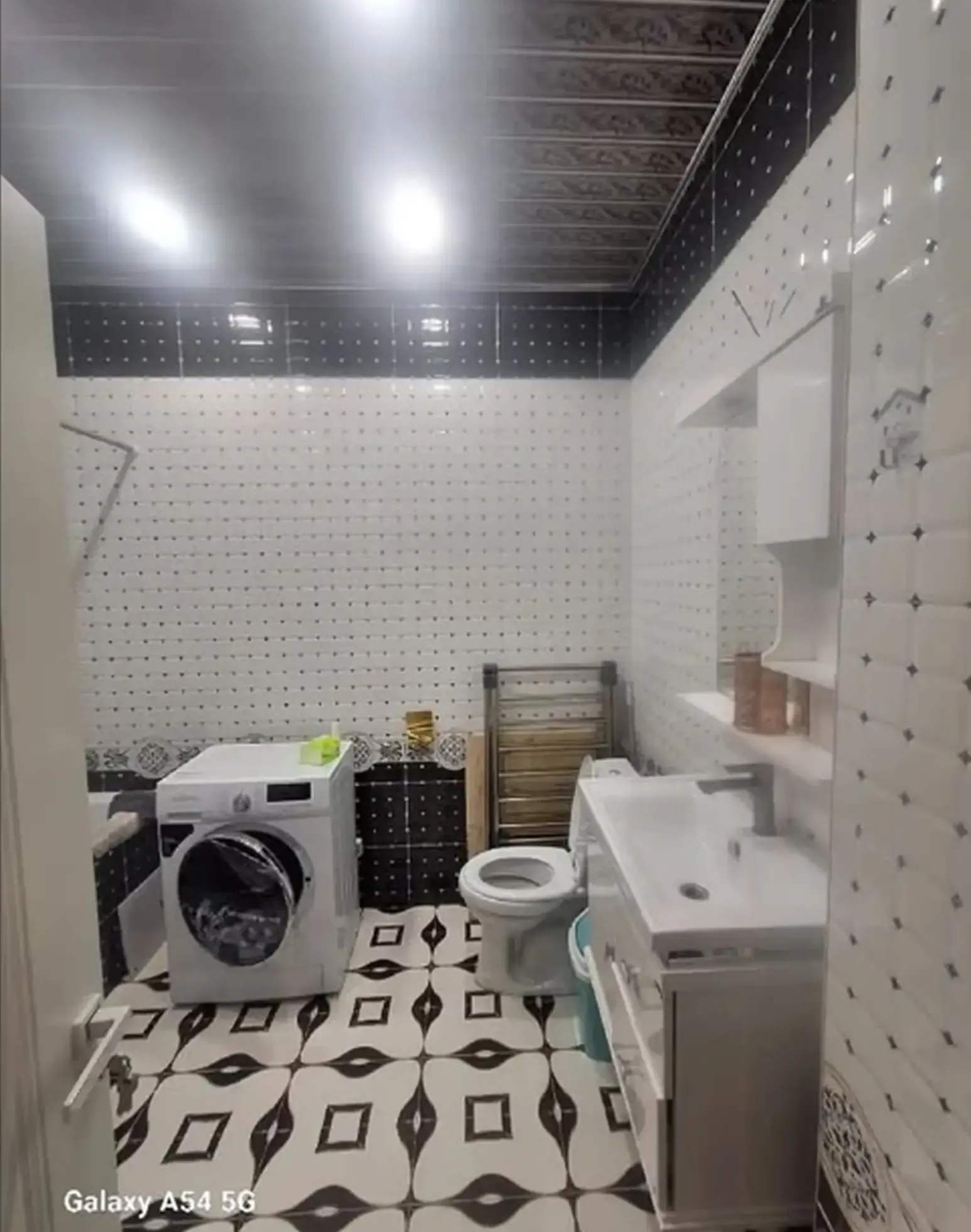 2-комн. квартира, 14 этаж, 64м², Шохмансур