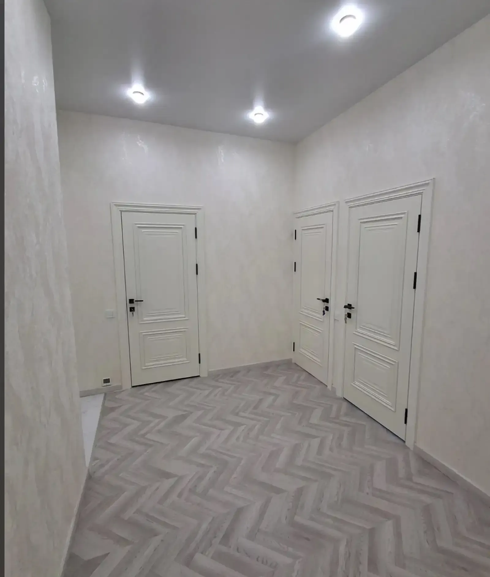 3-комн. квартира, 15 этаж, 74м², сино
