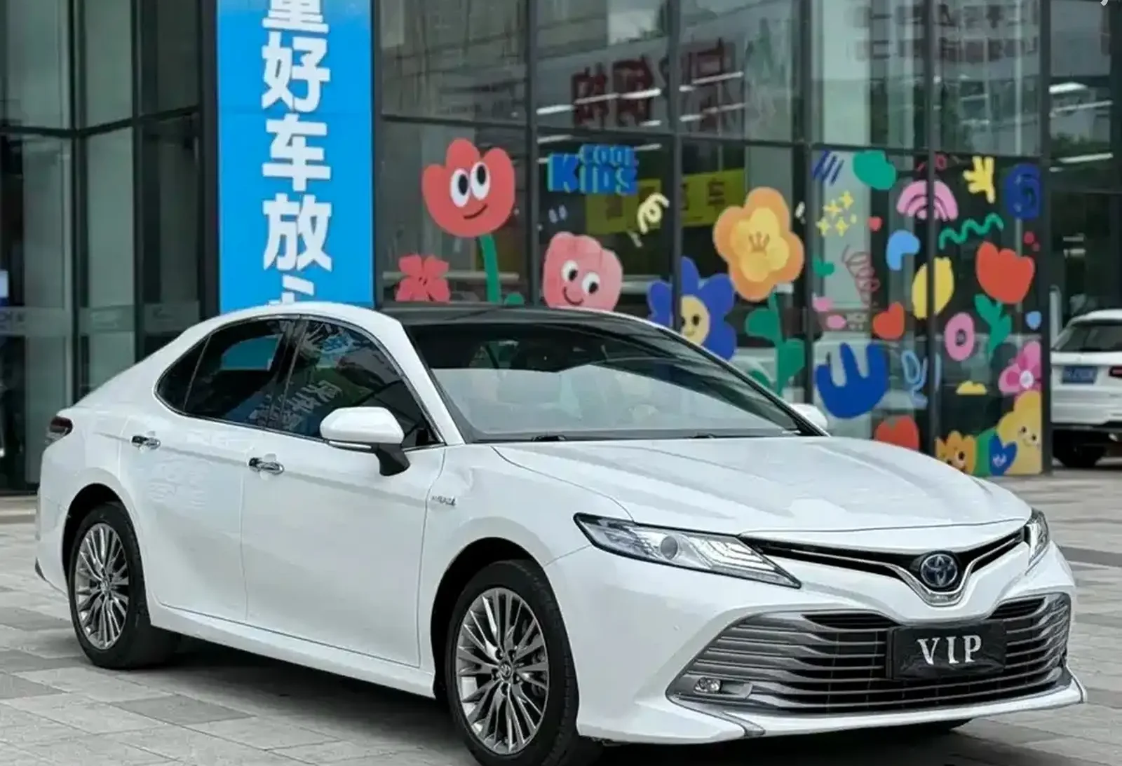 Toyota Camry 2019
