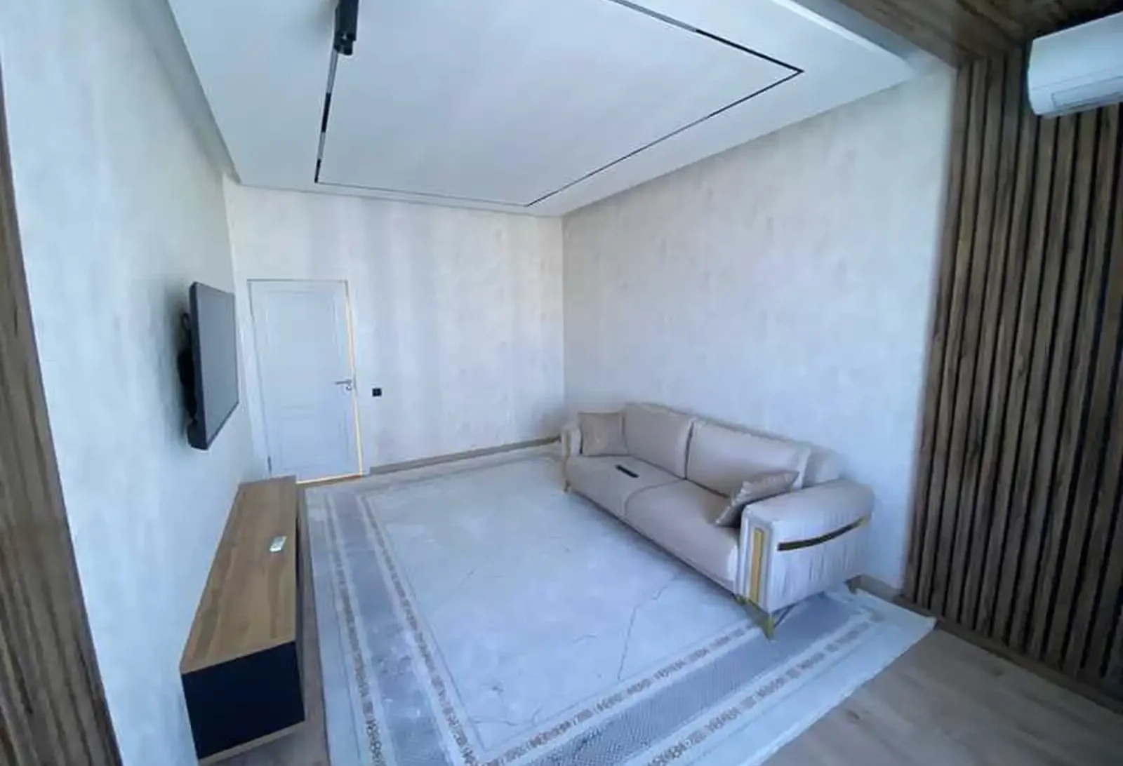 2-комн. квартира, 11 этаж, 55м², И.Сомони